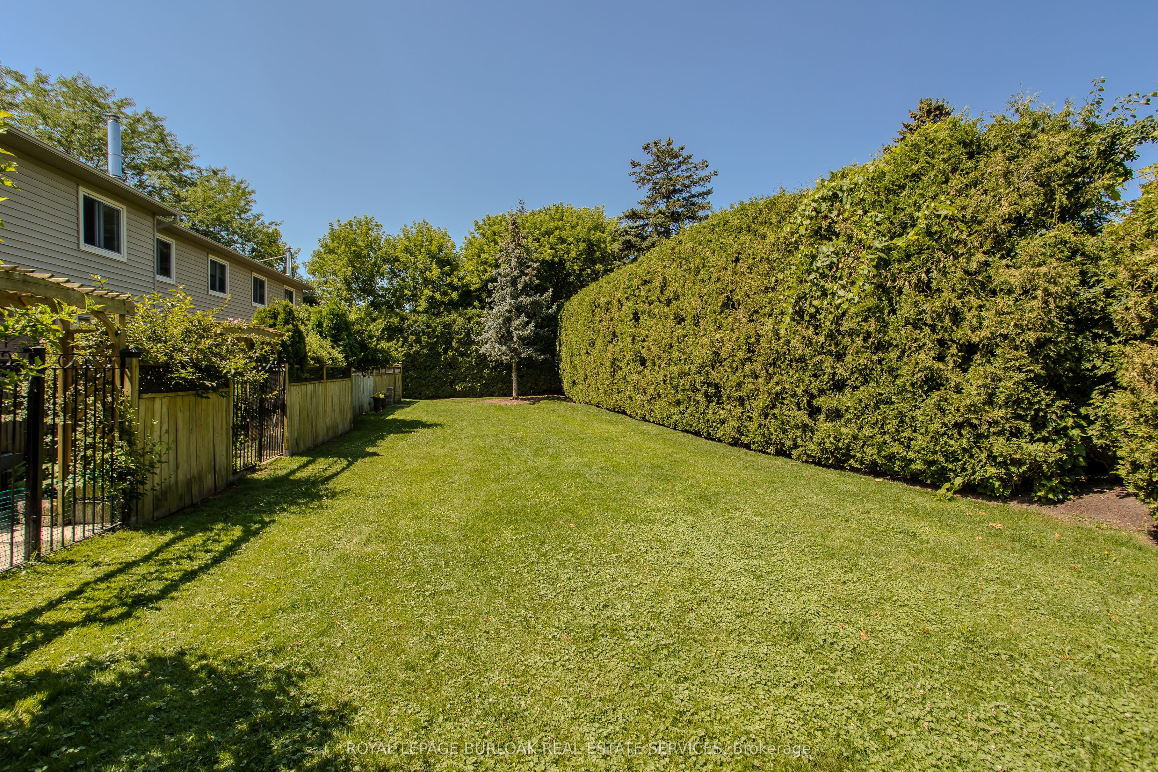 5411 Lakeshore Road 9 Property Photo 28