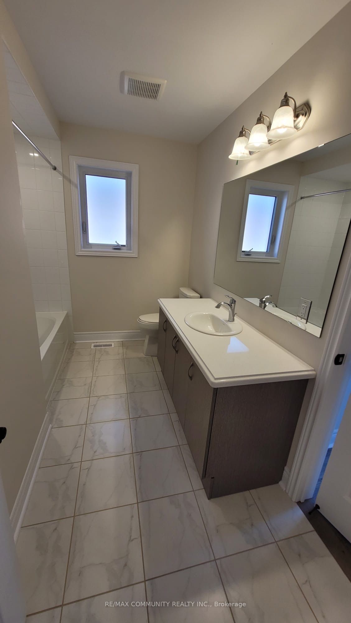 18 Walworth Street Property Photo 3