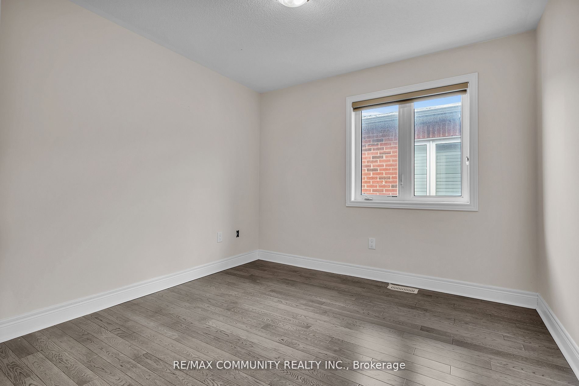 18 Walworth Street Property Photo 43
