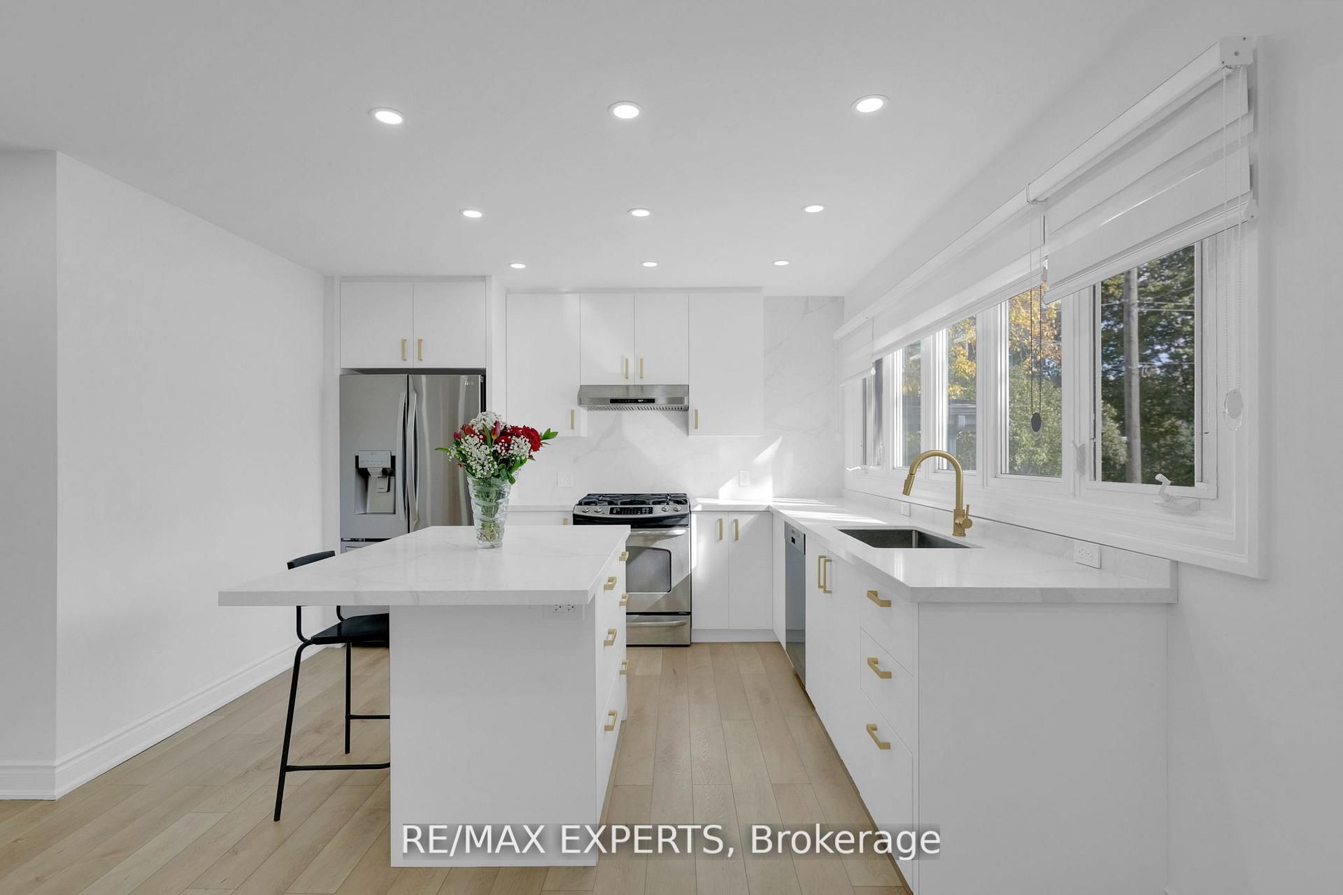 100 Wallasey Avenue Property Photo 6