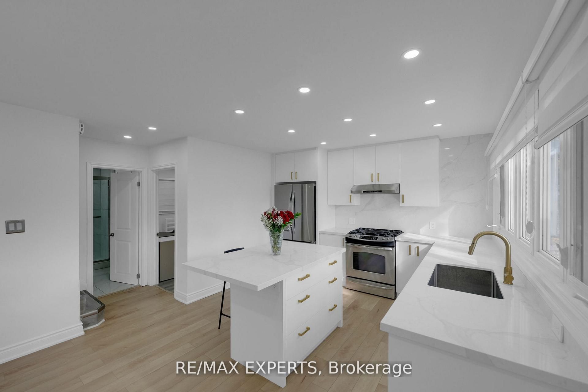 100 Wallasey Avenue Property Photo 9