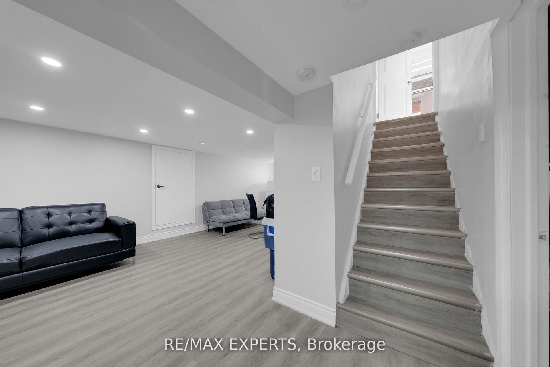100 Wallasey Avenue Property Photo 32