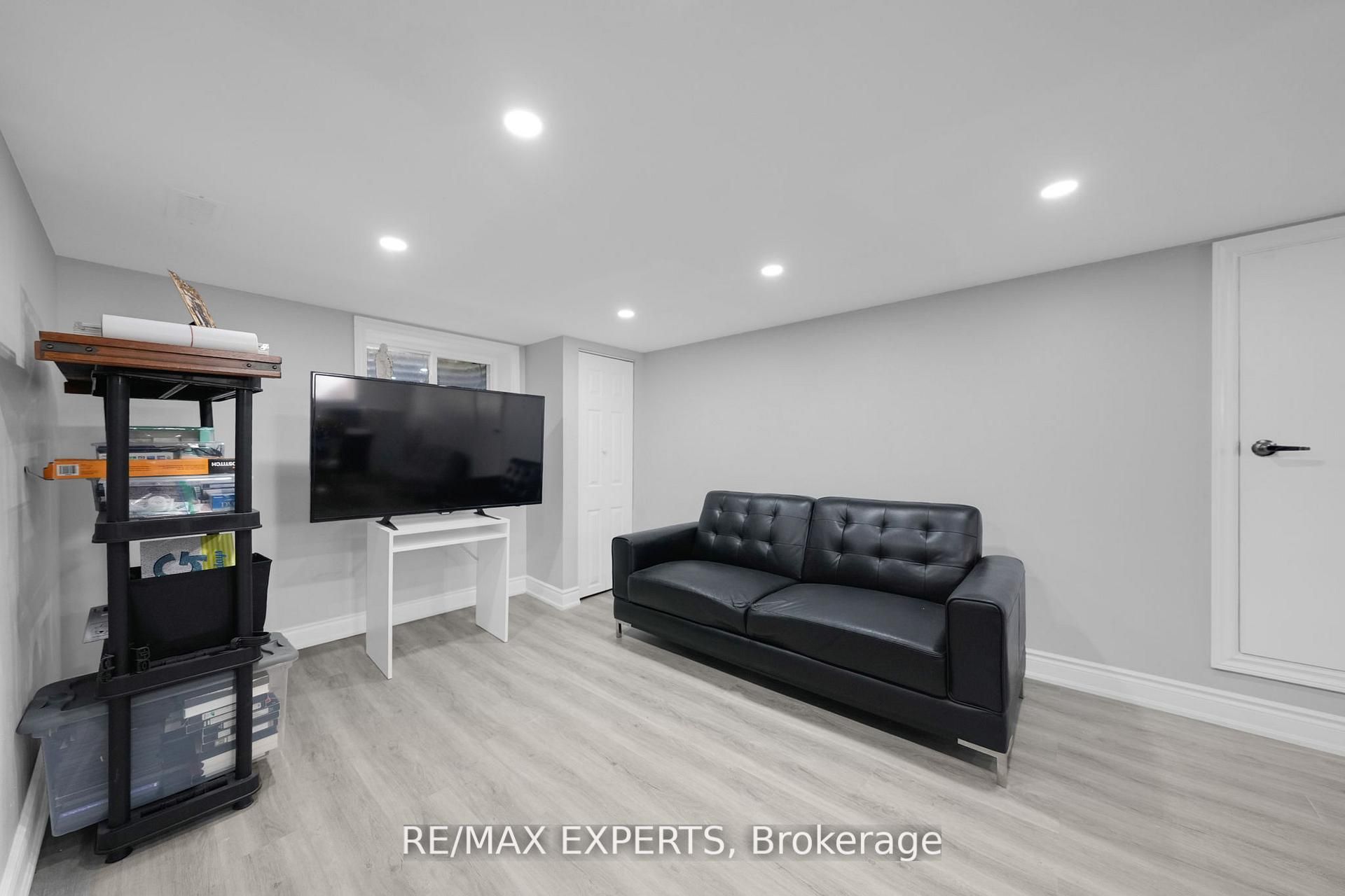100 Wallasey Avenue Property Photo 33