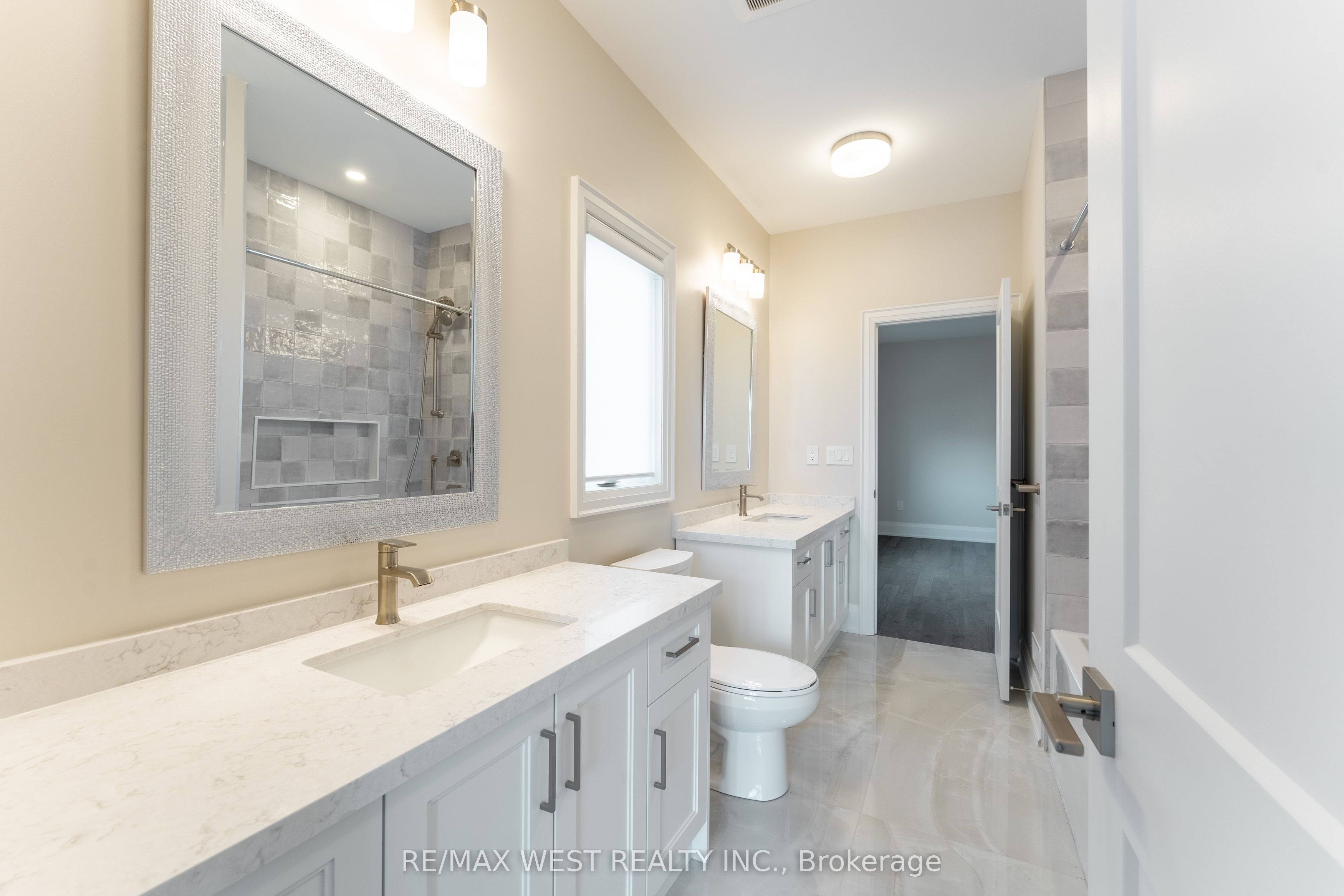 119 Jay Street Property Photo 29