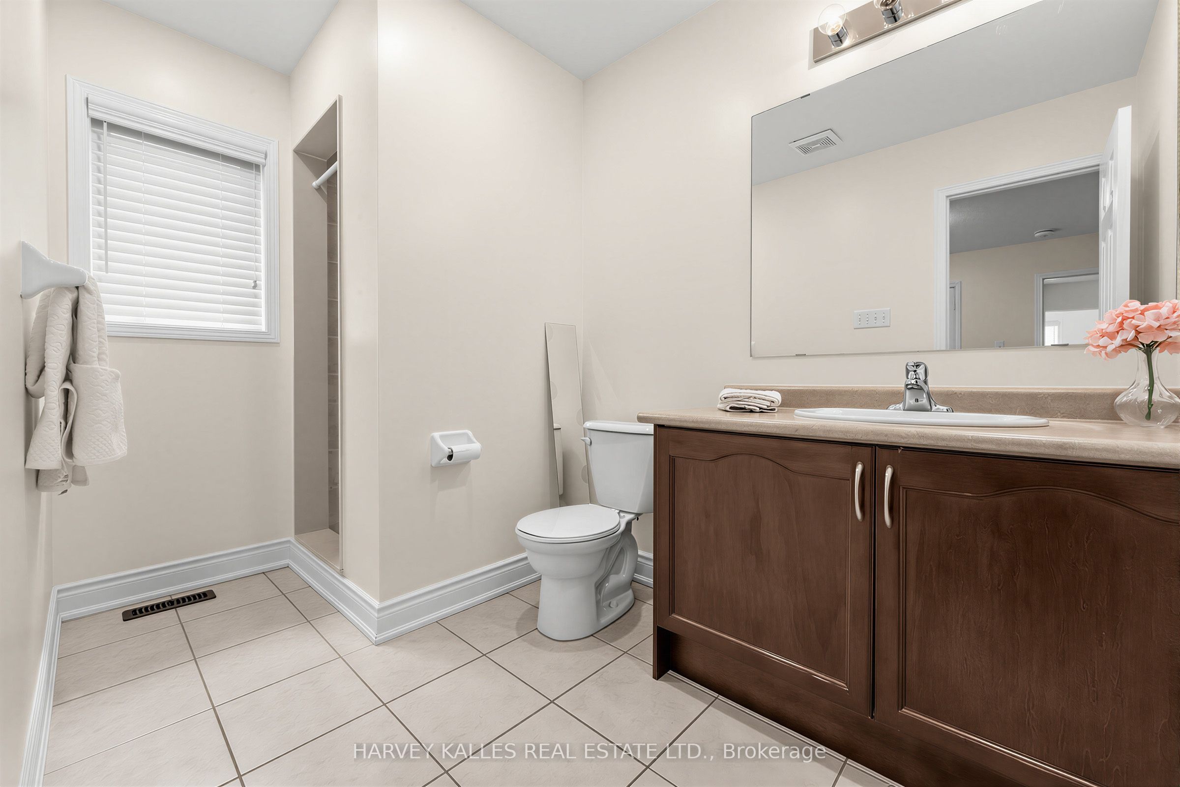 12 Tidewater Road Property Photo 23