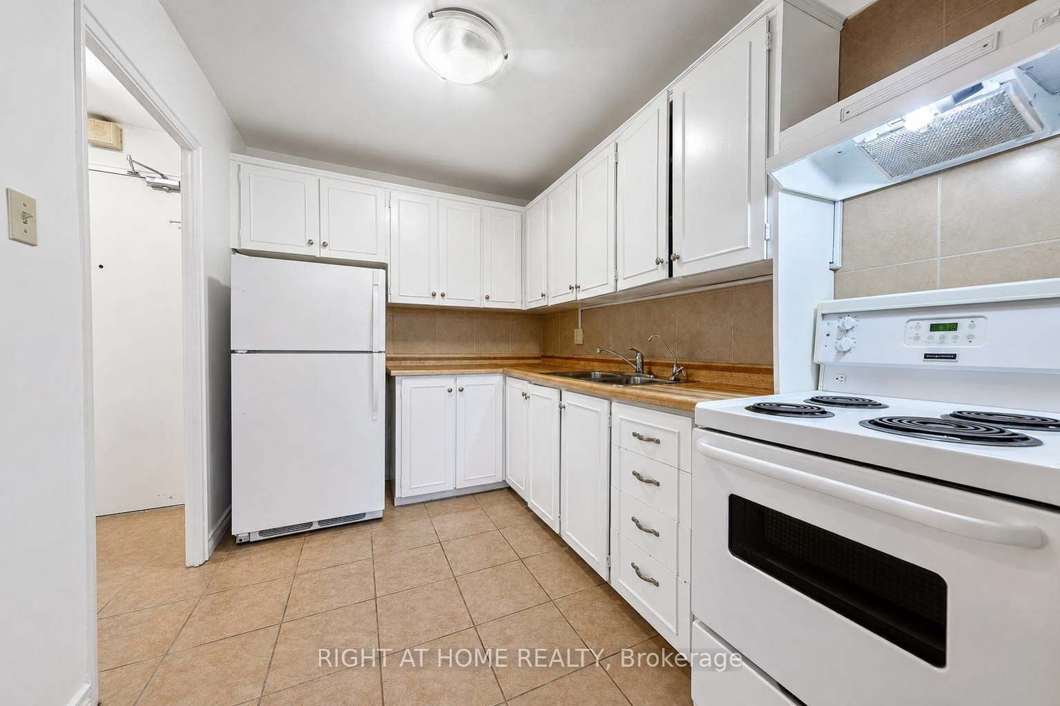 785 Brown's Line 1 Property Photo 15