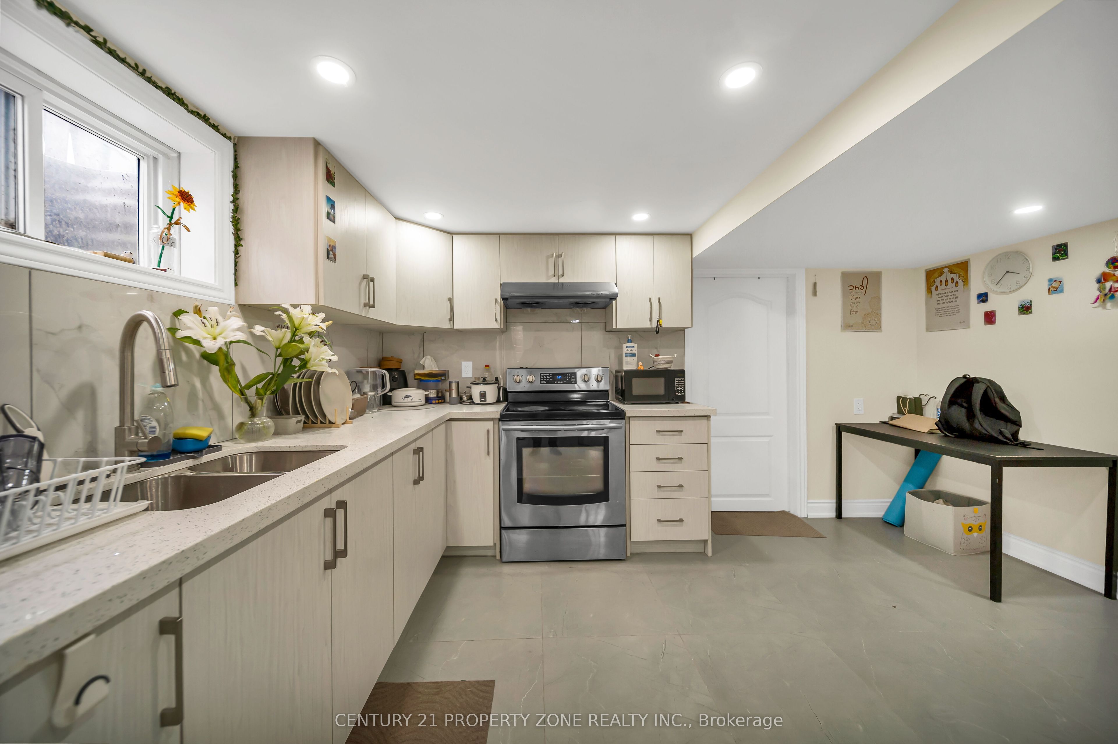 19 Horseshoe Court Property Photo 37