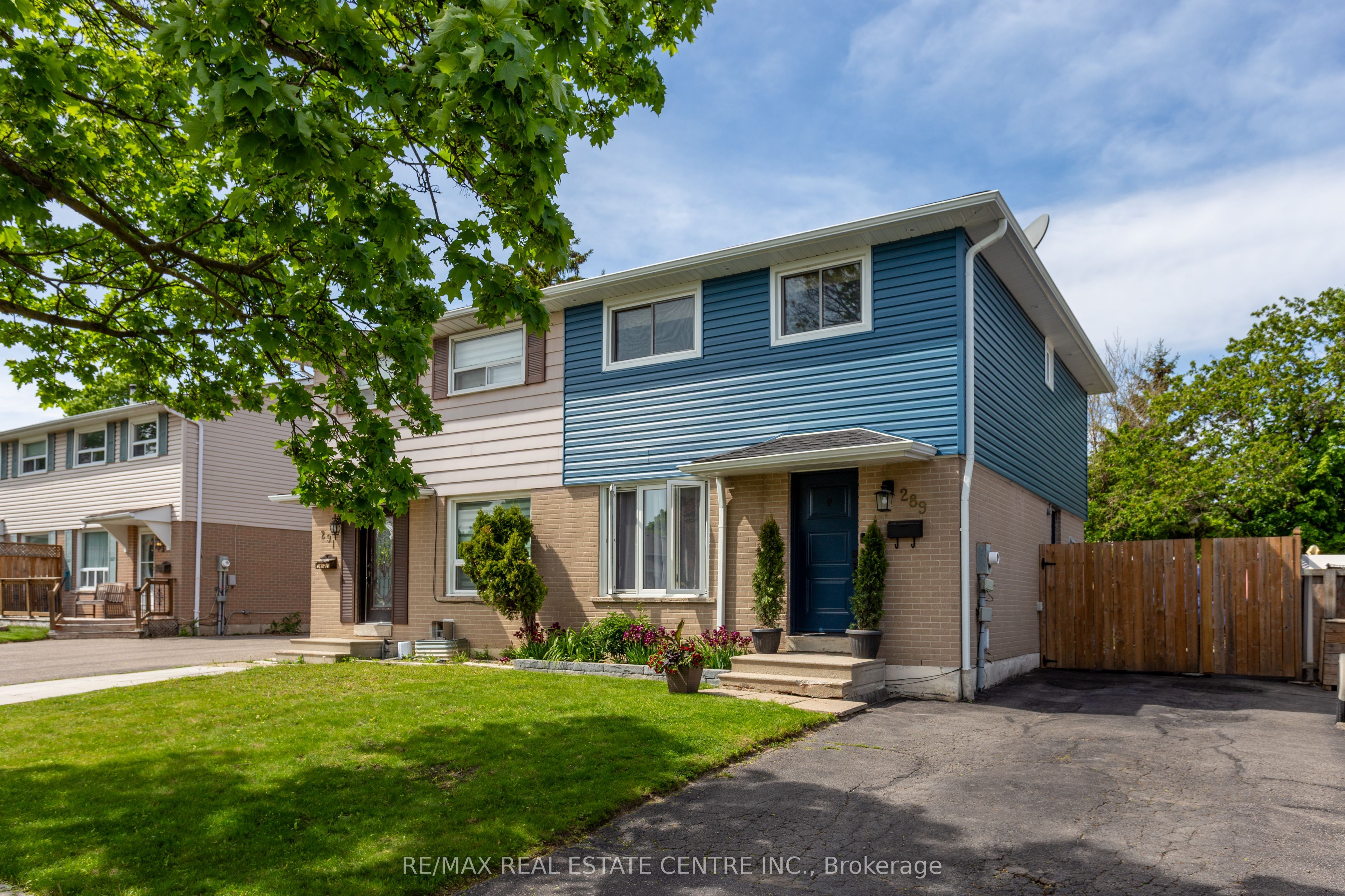 289 Archdekin Drive Property Photo 1