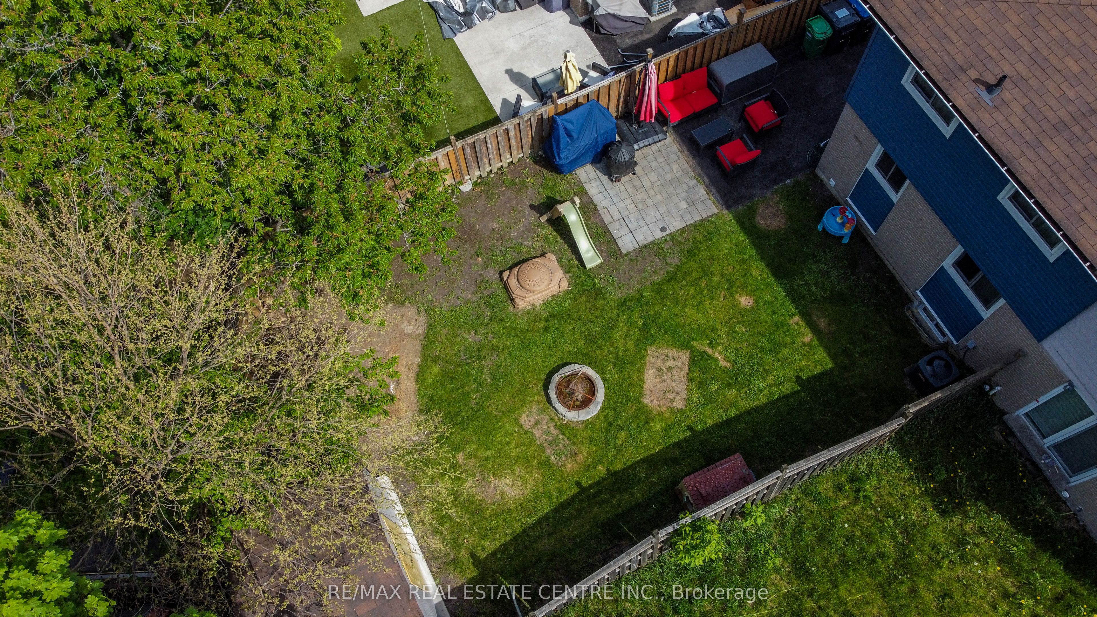 289 Archdekin Drive Property Photo 44
