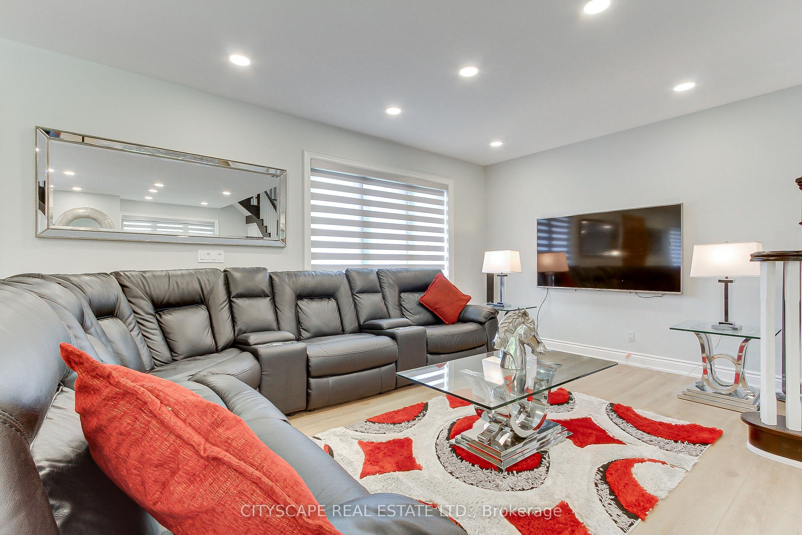 1543 Indian Grove Property Photo 14