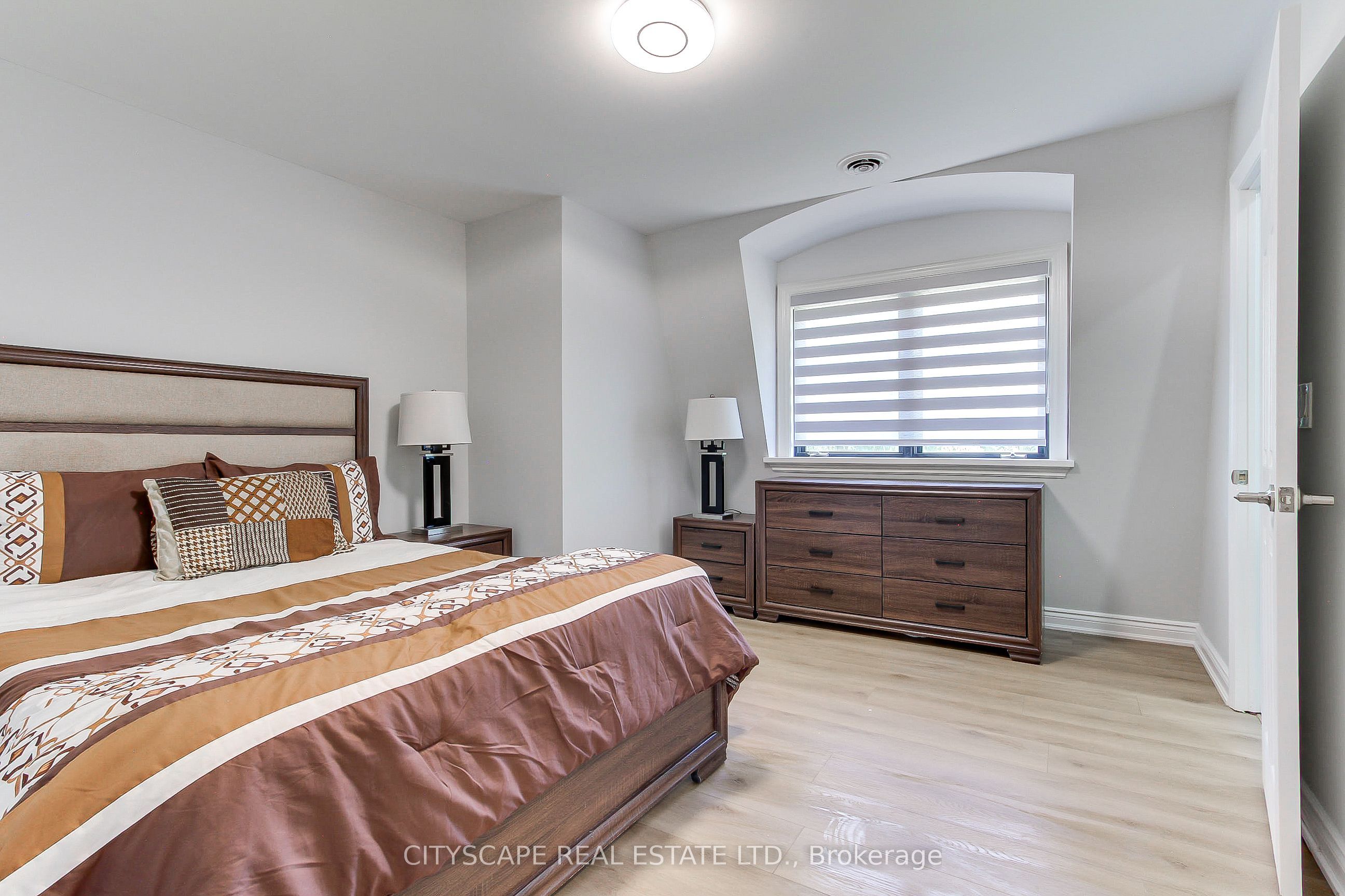 1543 Indian Grove Property Photo 32