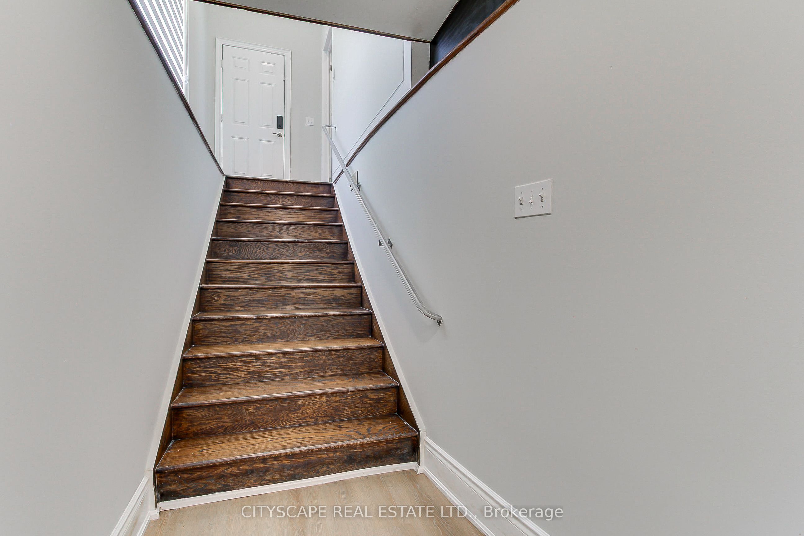 1543 Indian Grove Property Photo 38