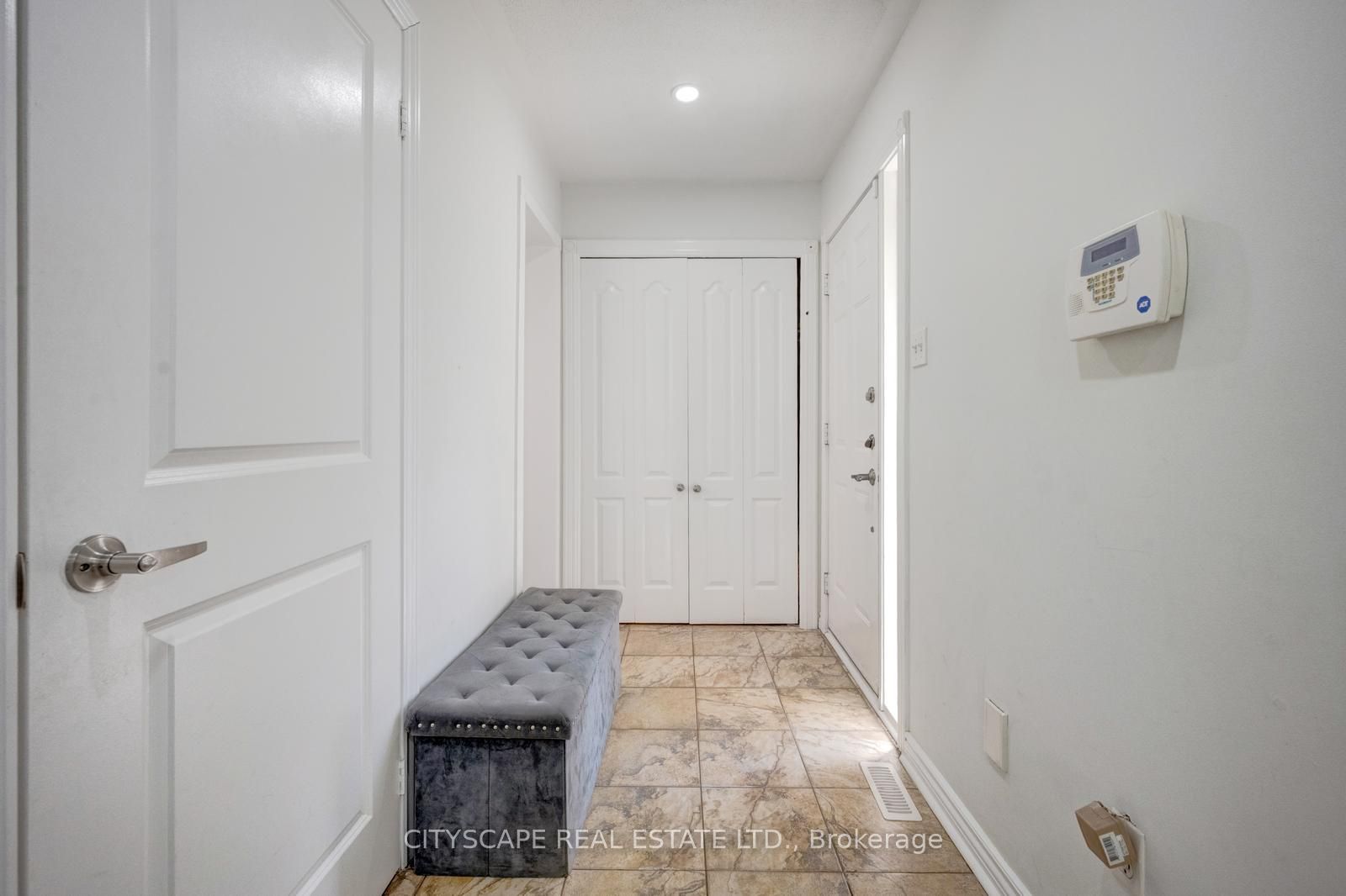 65 Mullis Crescent Property Photo 6