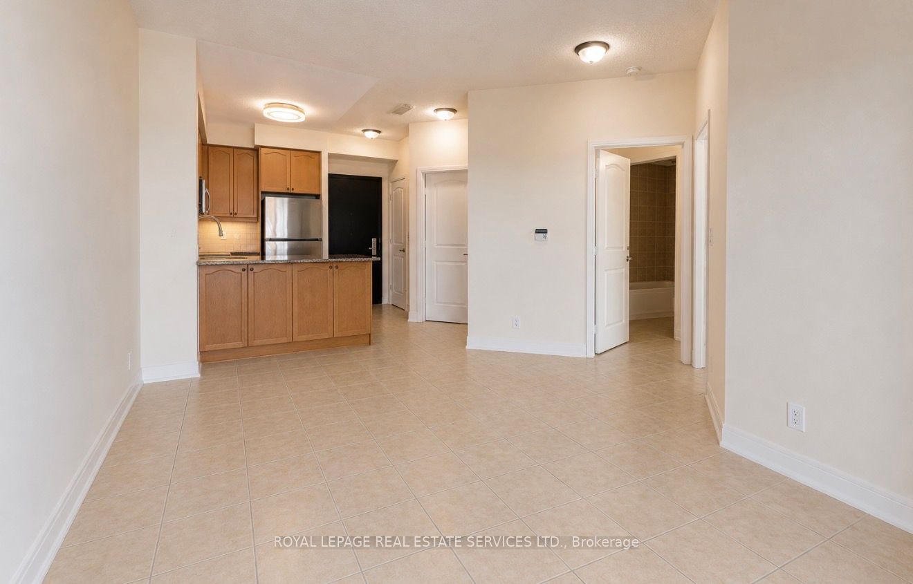 80 Absolute Avenue 1510 Property Photo 3