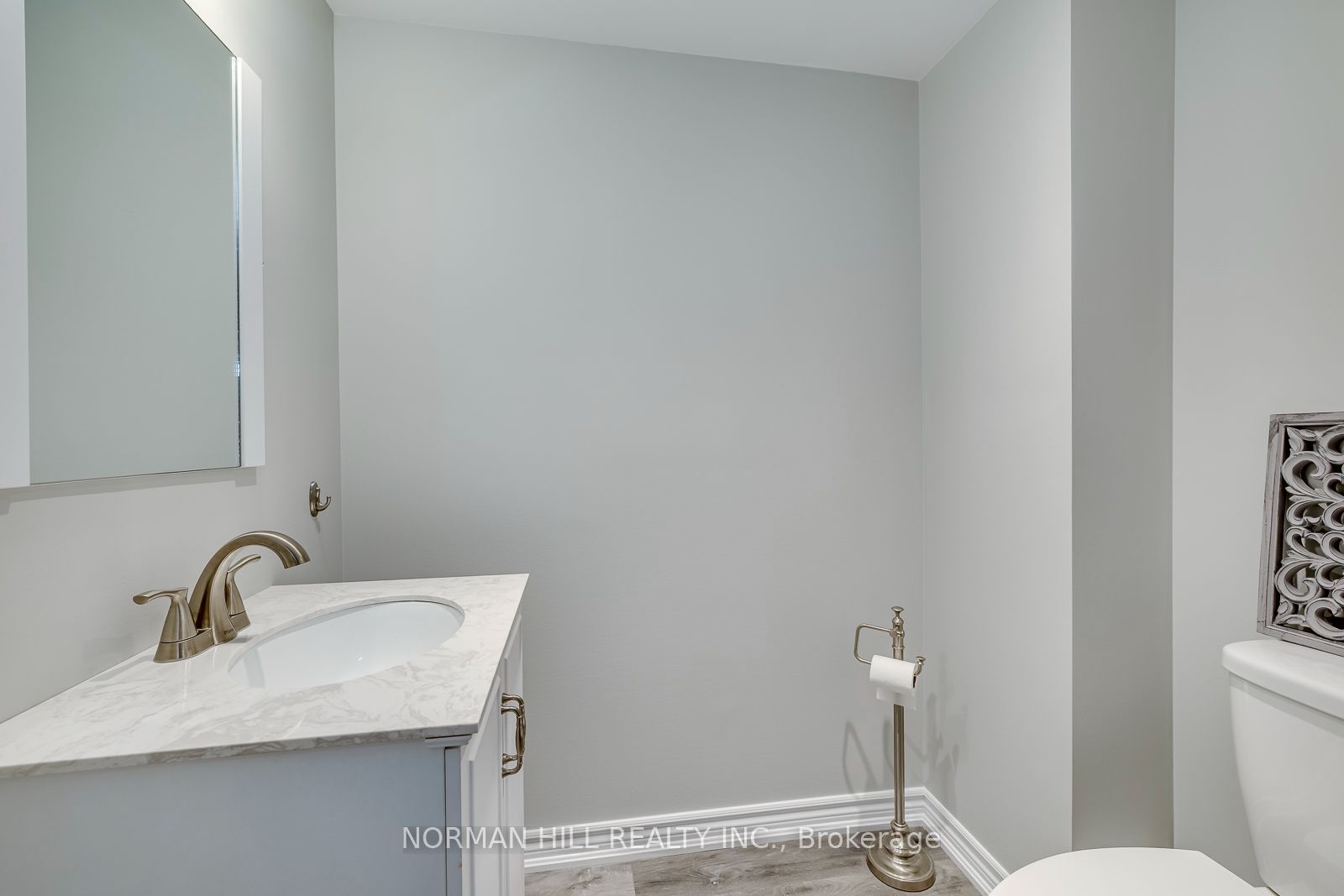 2491 Woburn Crescent Property Photo 43