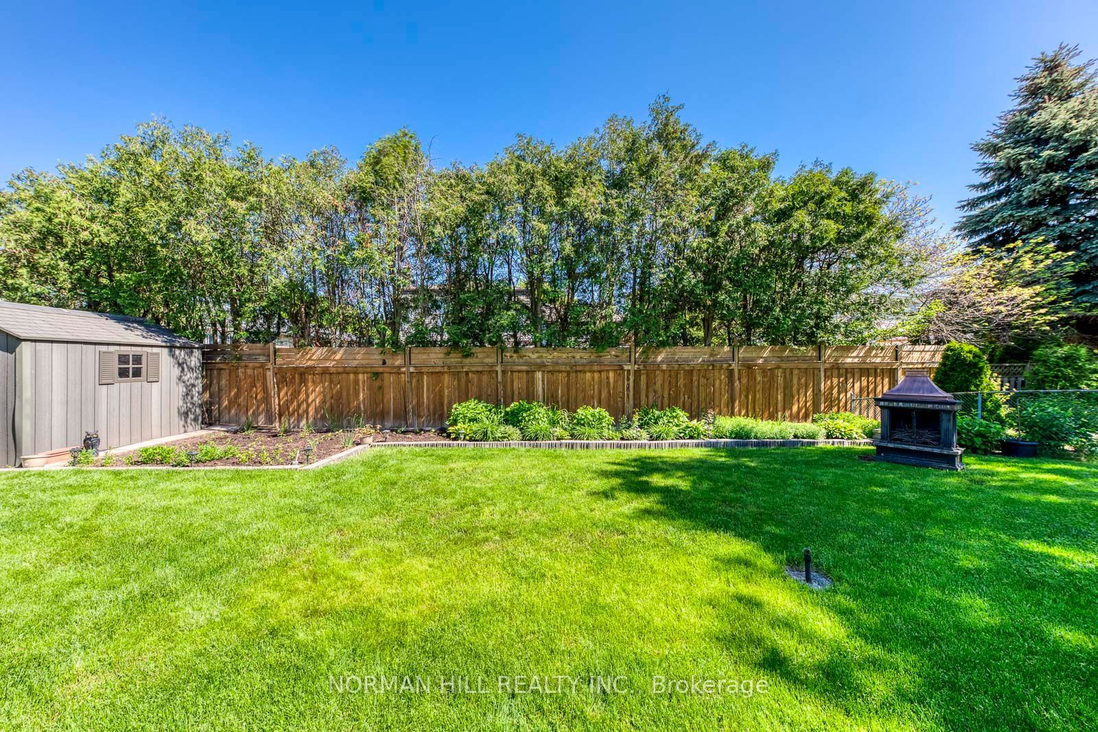 2491 Woburn Crescent Property Photo 47