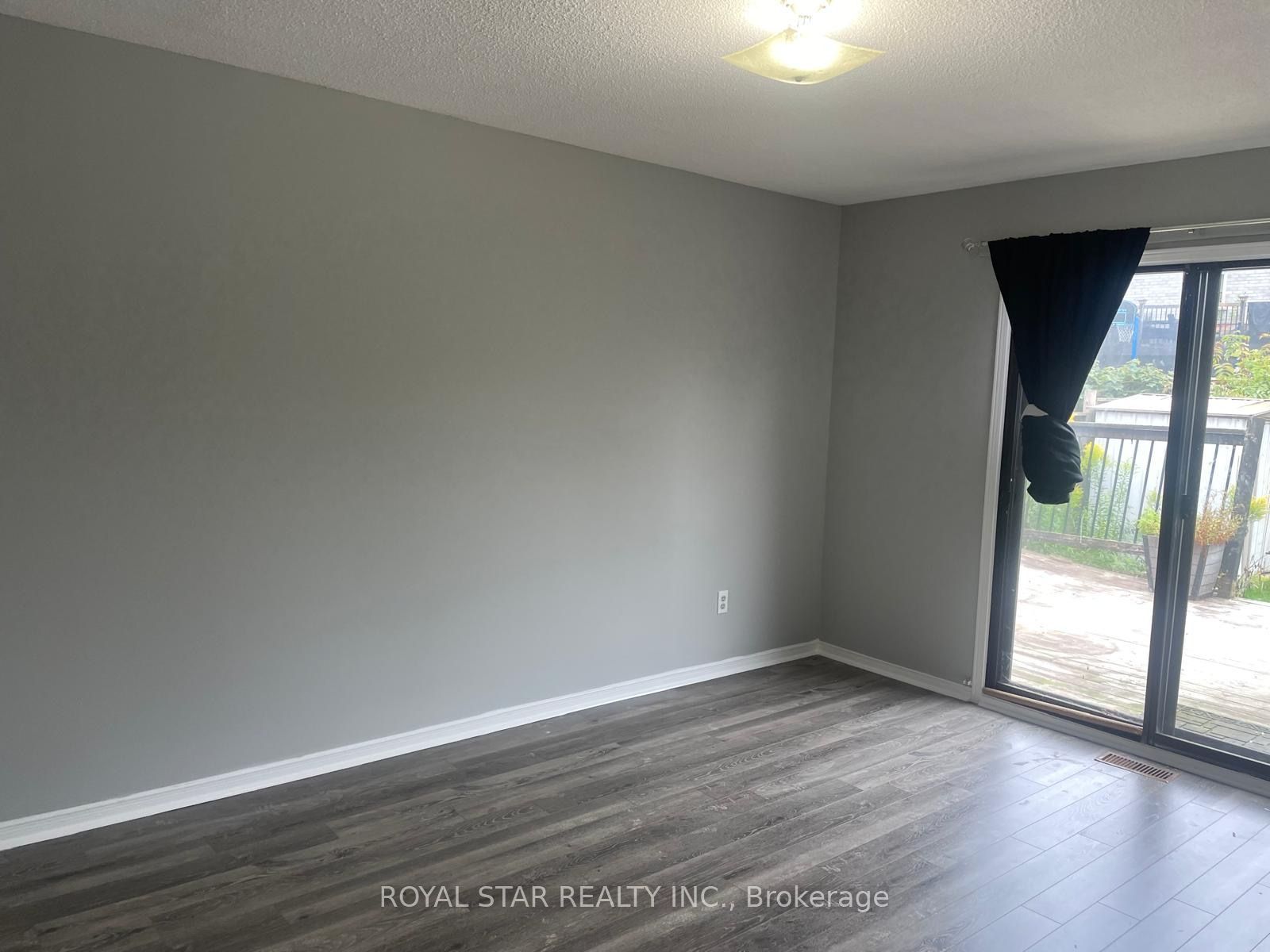 351 Lisa Marie Drive Property Photo 6