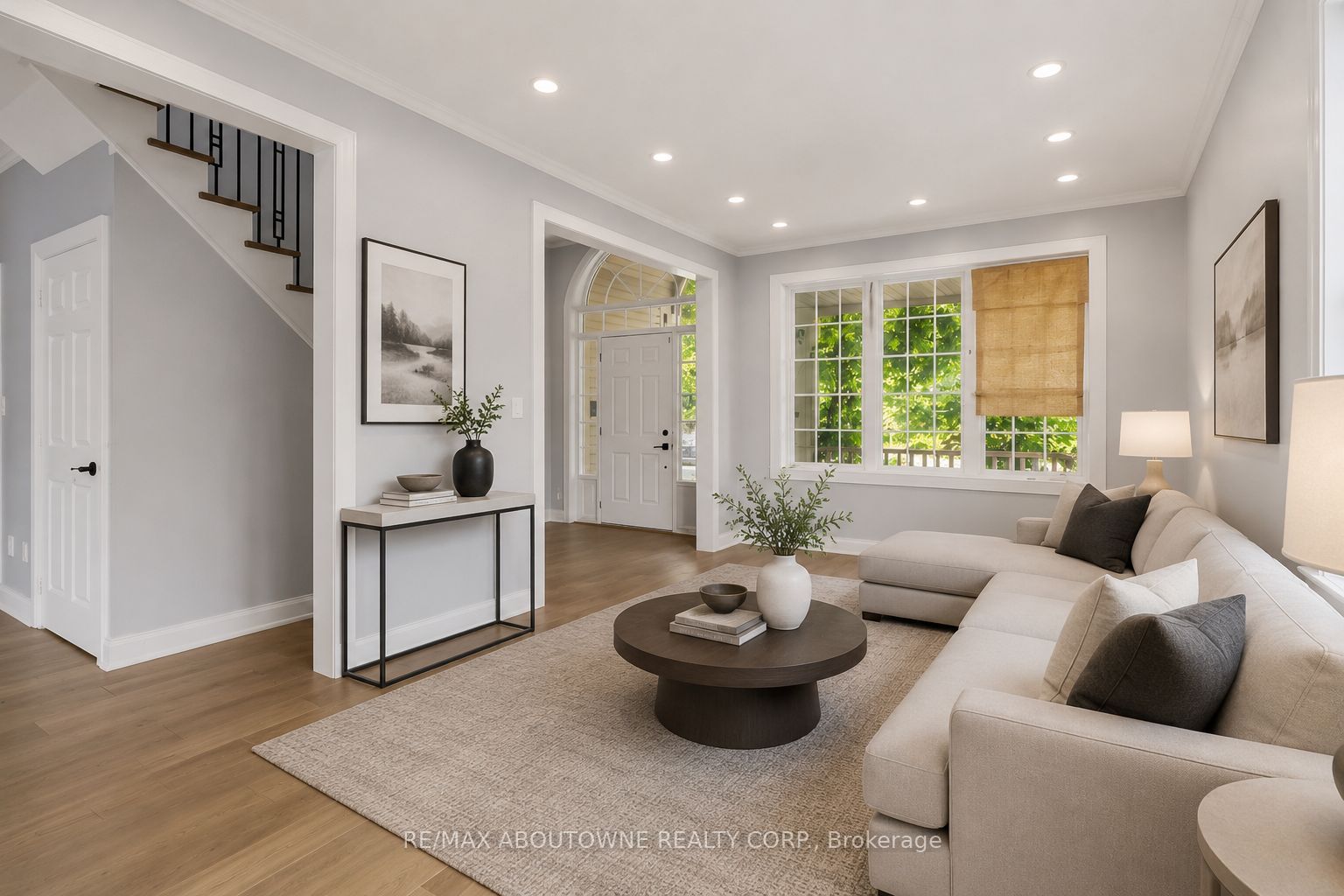 930 Lancaster Boulevard Property Photo 7