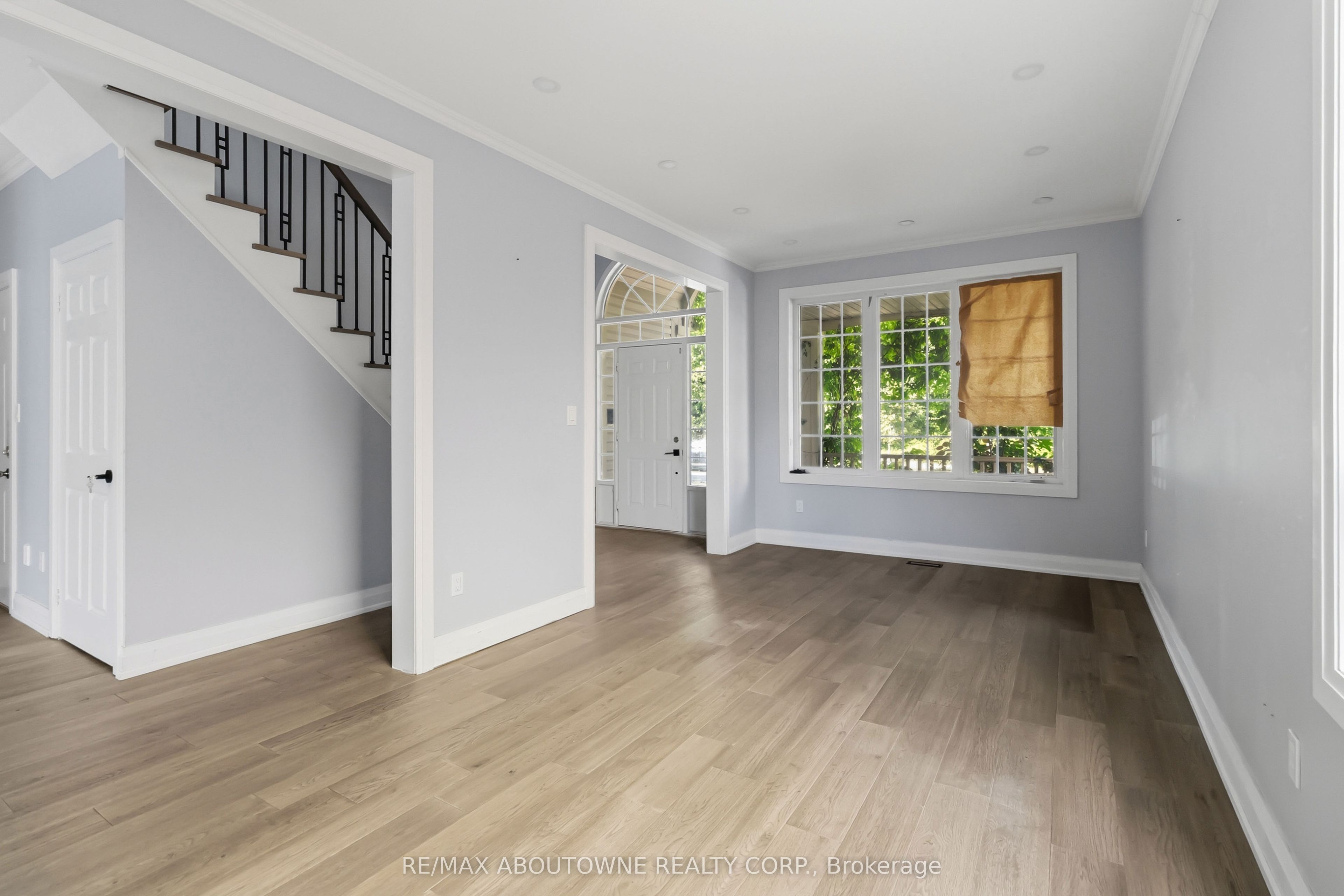 930 Lancaster Boulevard Property Photo 8
