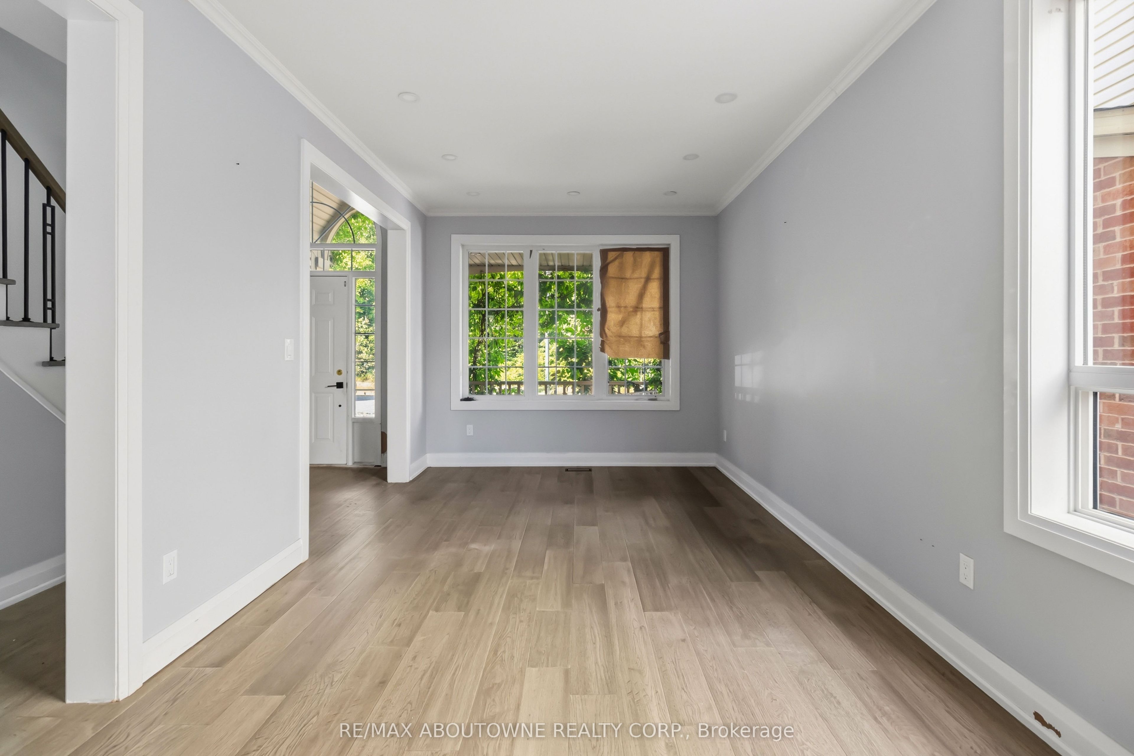 930 Lancaster Boulevard Property Photo 9
