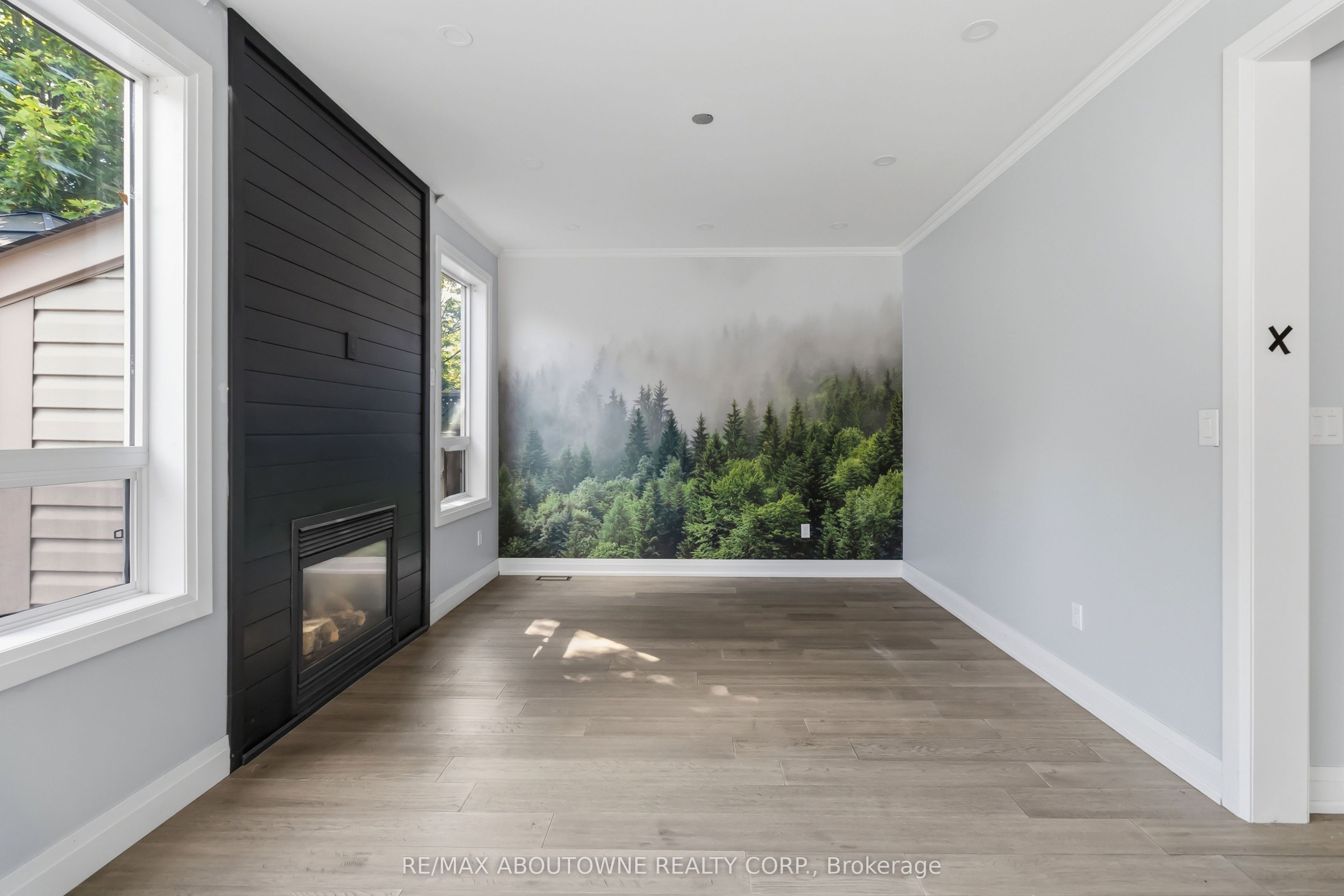 930 Lancaster Boulevard Property Photo 11