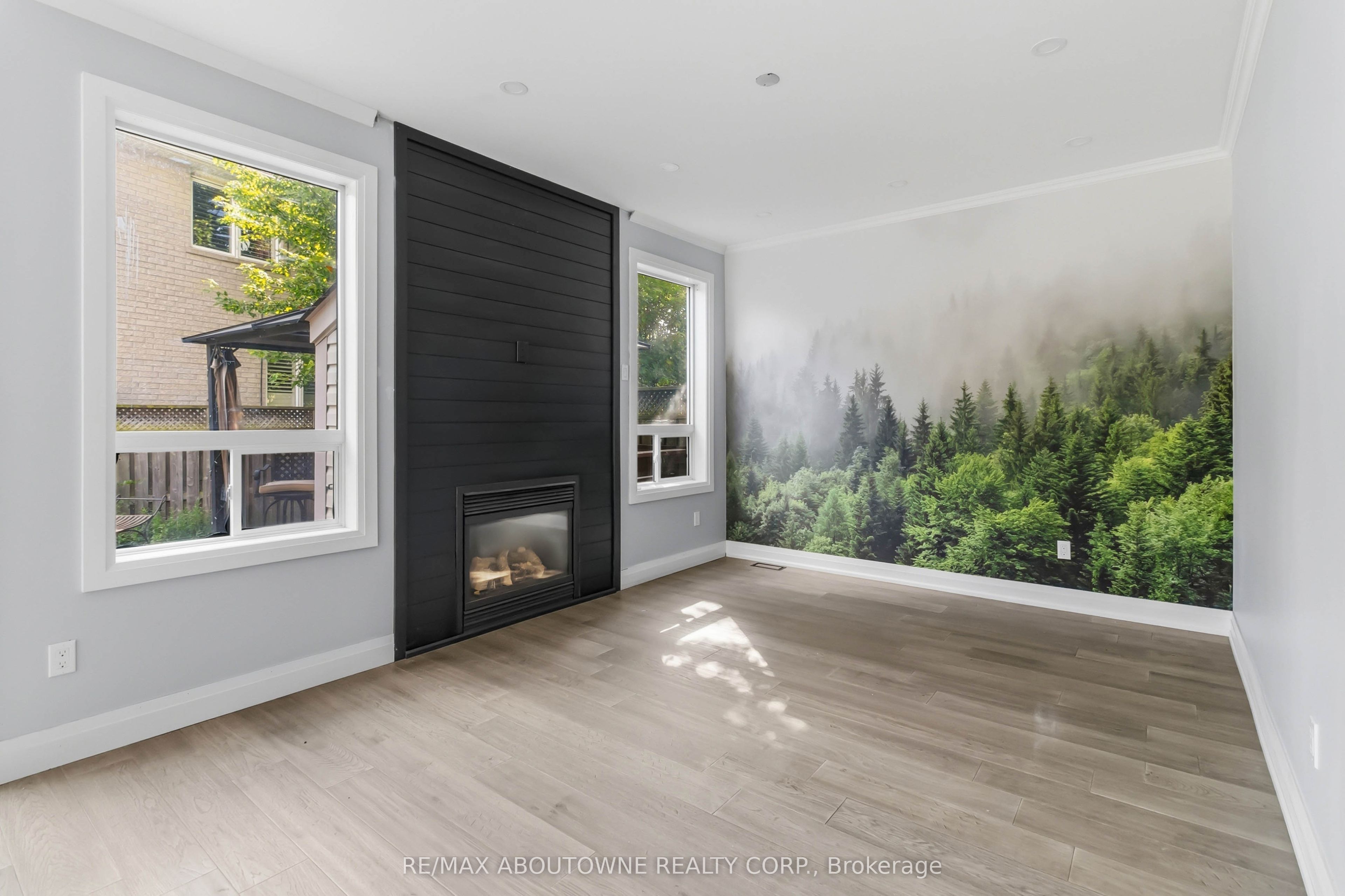 930 Lancaster Boulevard Property Photo 12