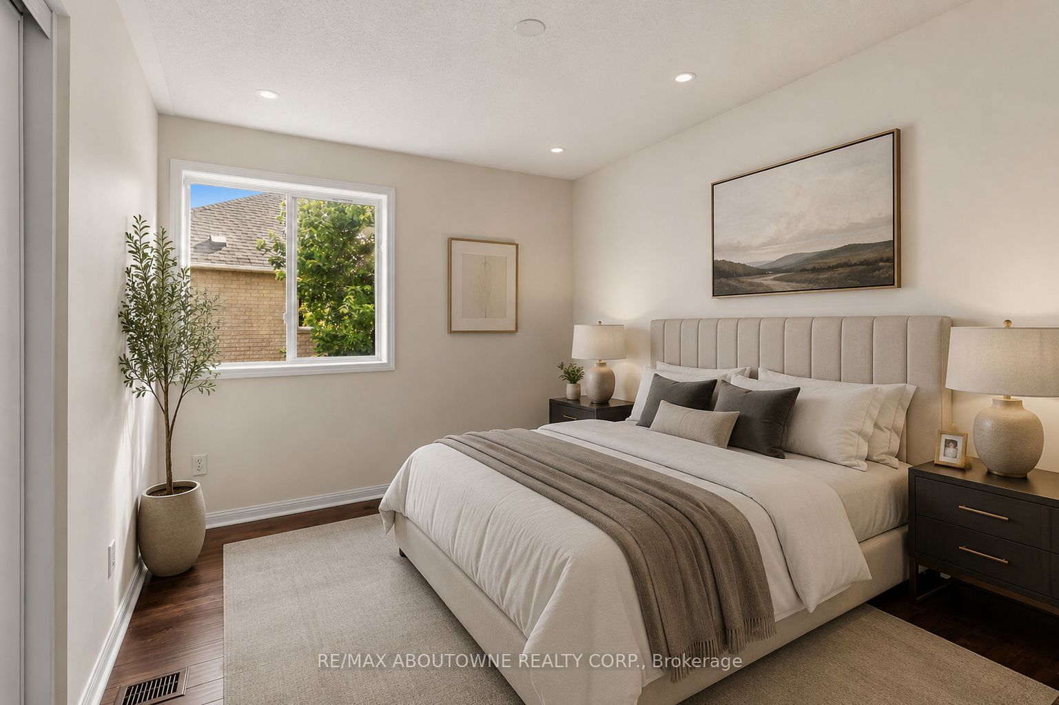 930 Lancaster Boulevard Property Photo 19