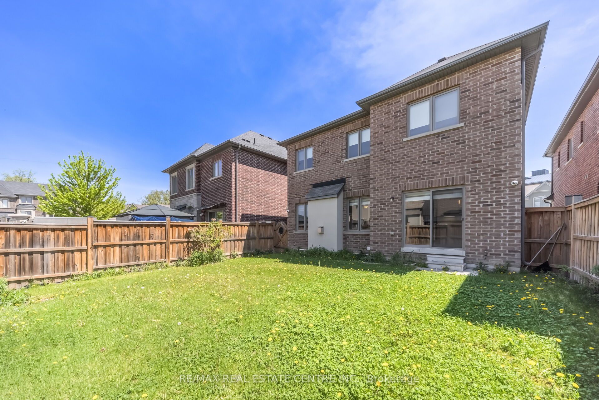 3 Prairie Creek Crescent Property Photo 6
