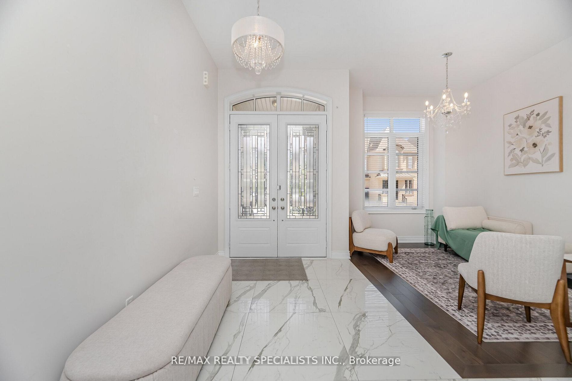 53 Threshingmills Boulevard Property Photo 3