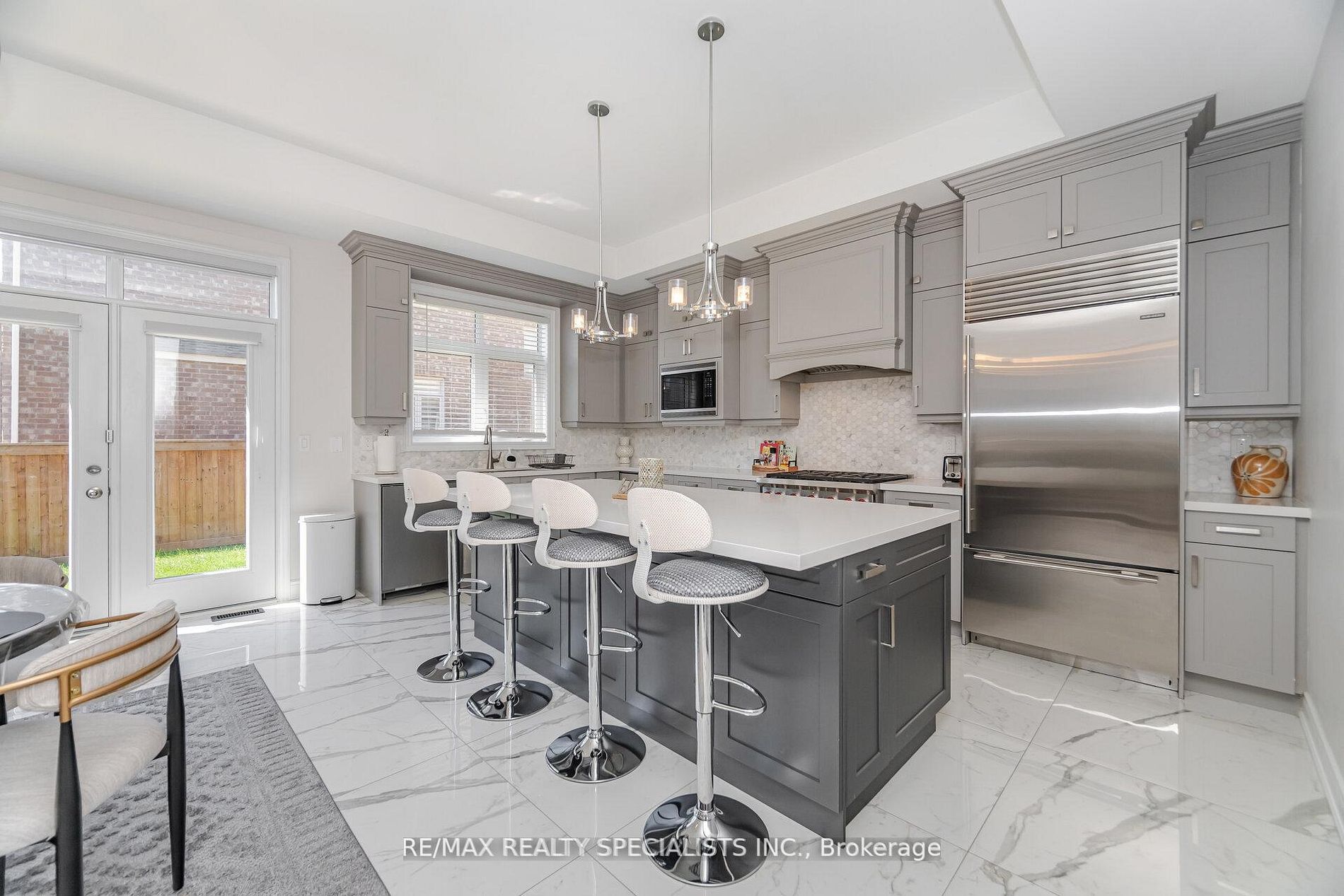 53 Threshingmills Boulevard Property Photo 14