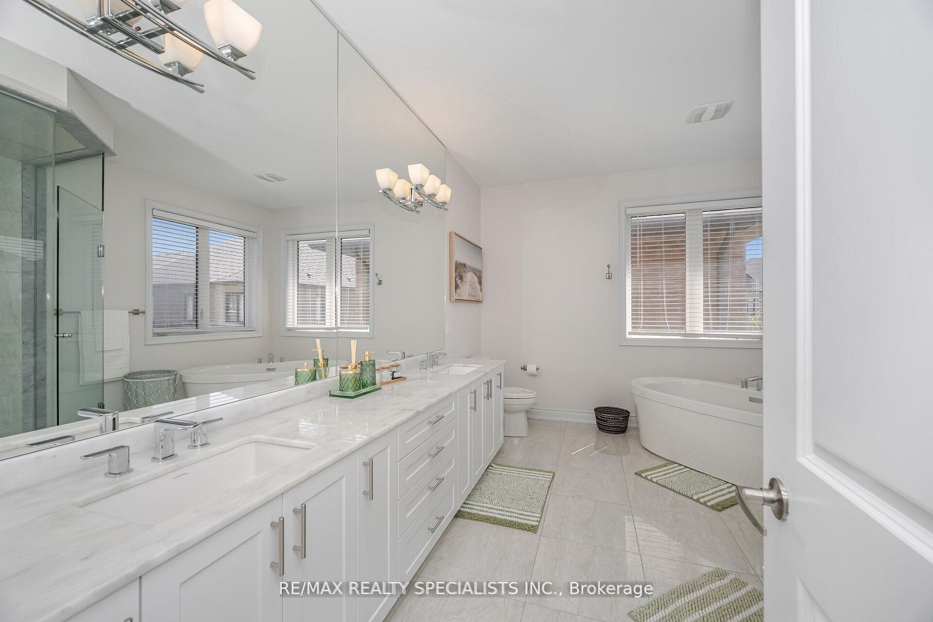 53 Threshingmills Boulevard Property Photo 22