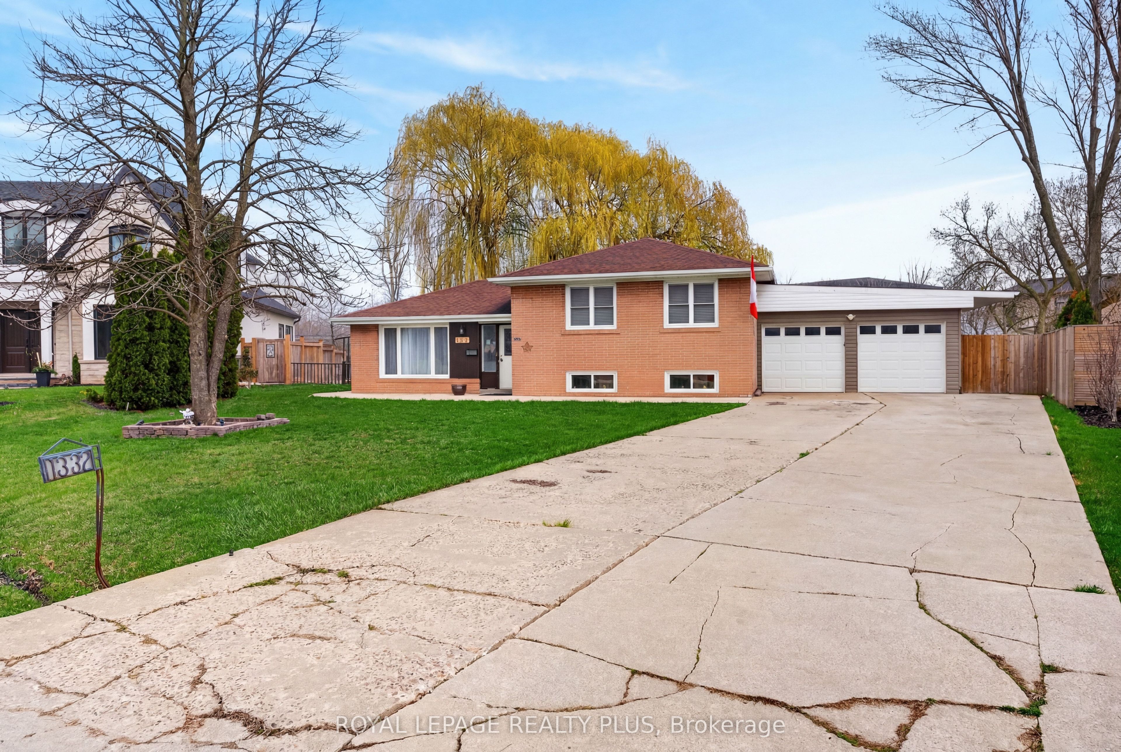 1332 Stanbury Road Property Photo 5