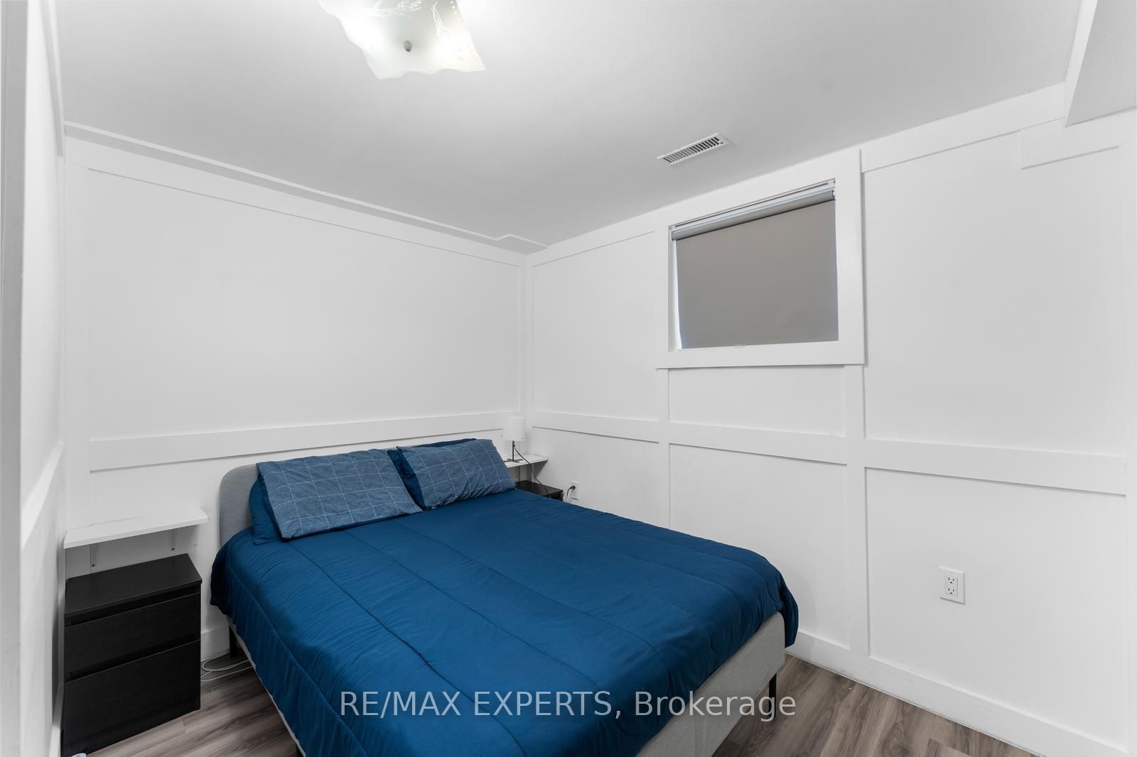 142 King Street E Property Photo 23