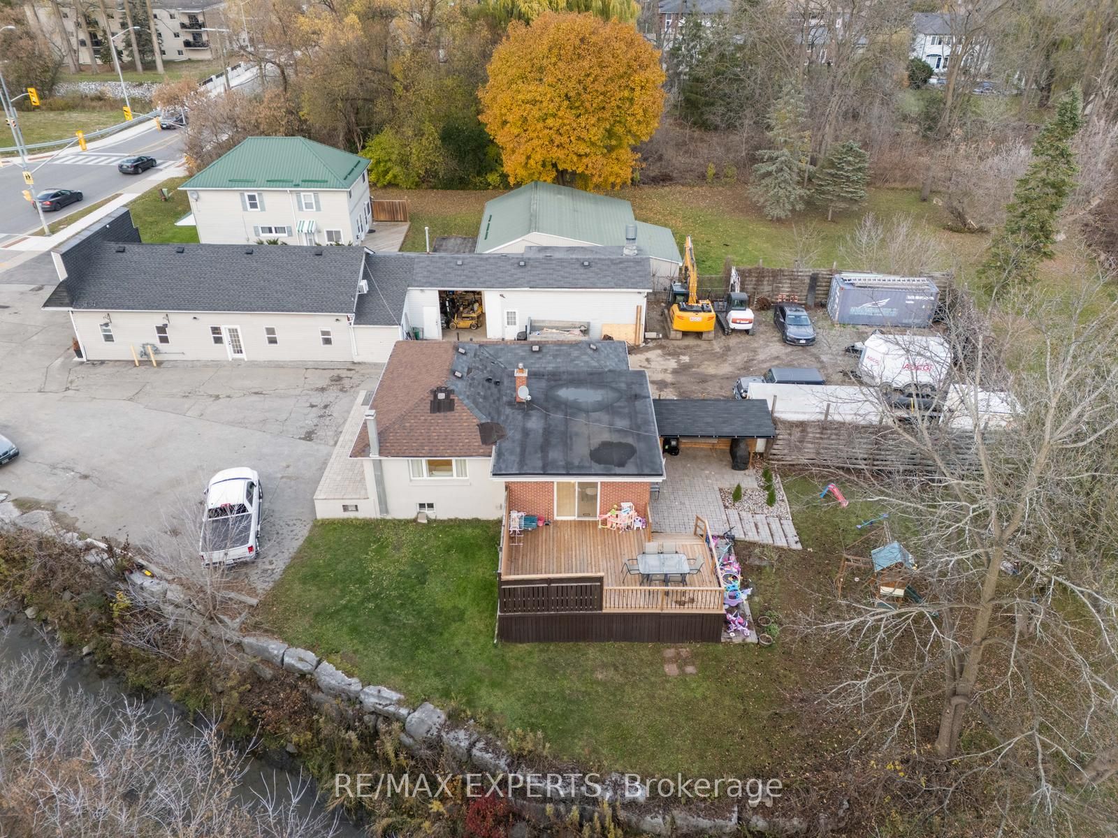 142 King Street E Property Photo 45