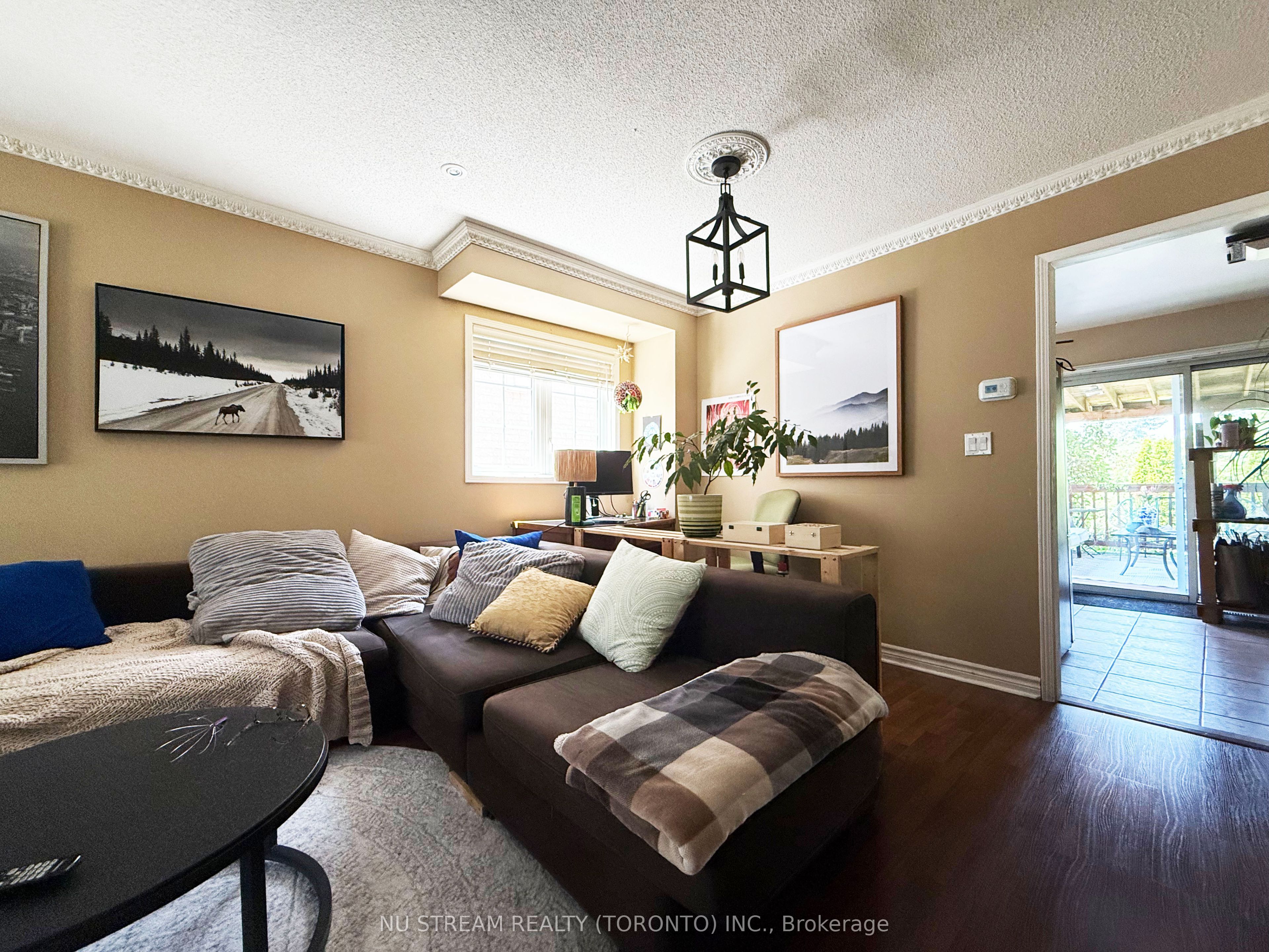 1081 Blueheron Boulevard Property Photo 6