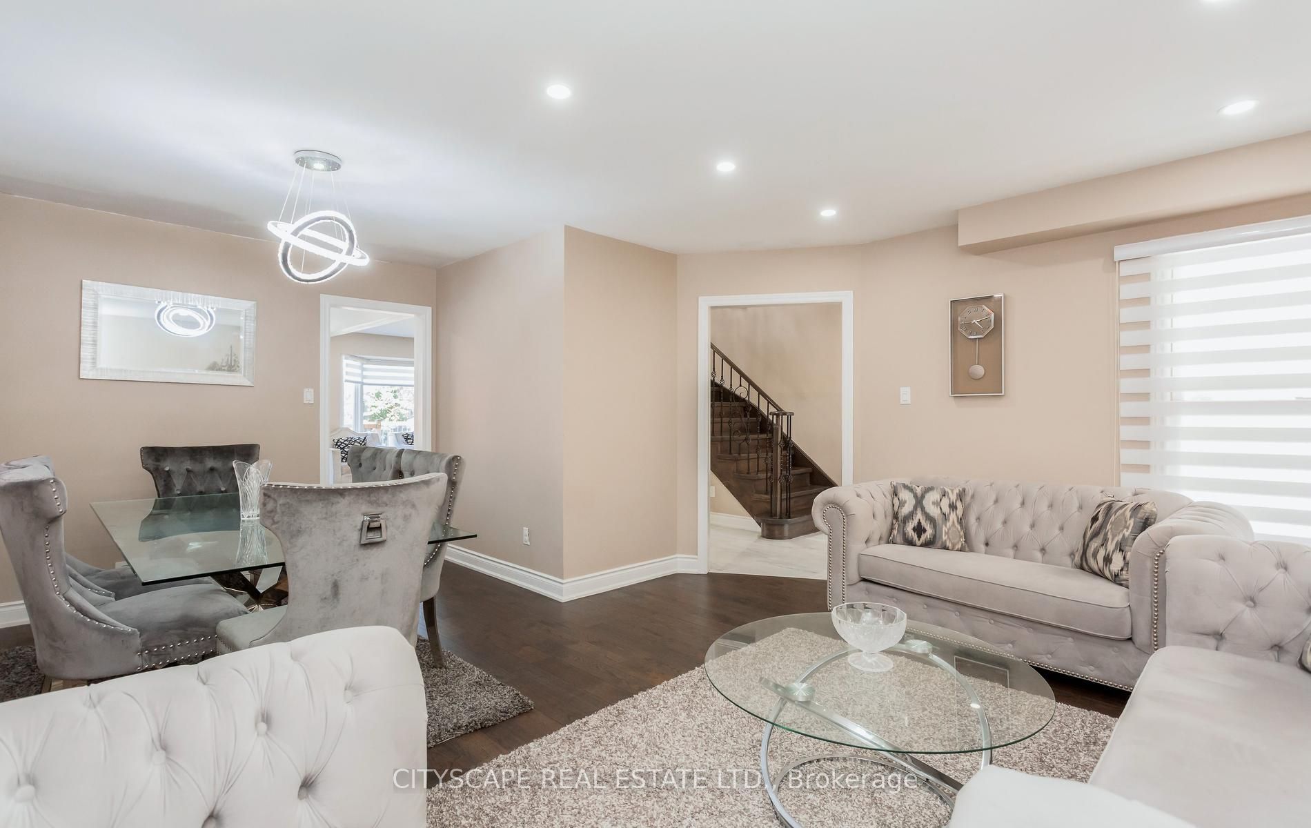 5259 Astwell Avenue Property Photo 10