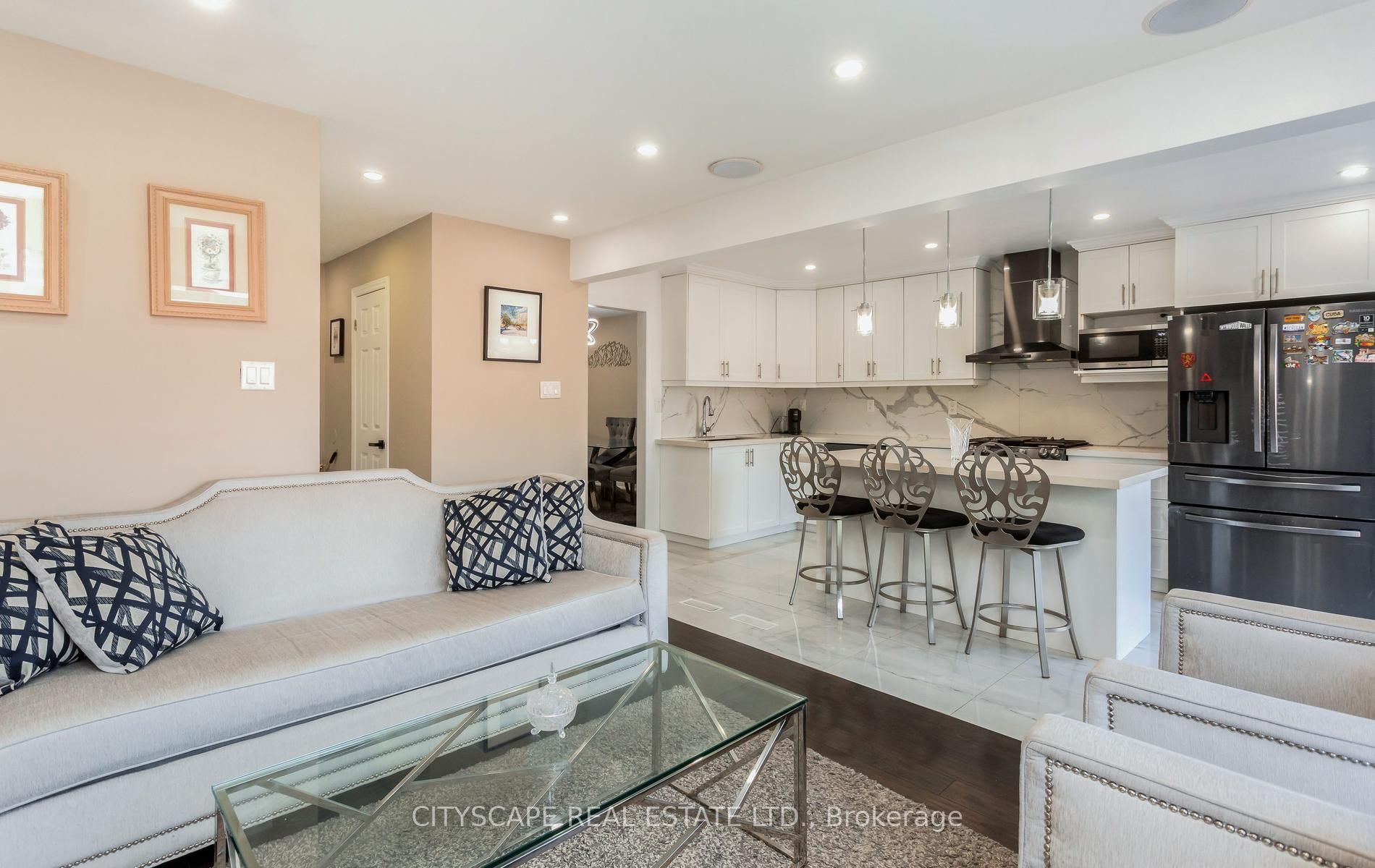 5259 Astwell Avenue Property Photo 16
