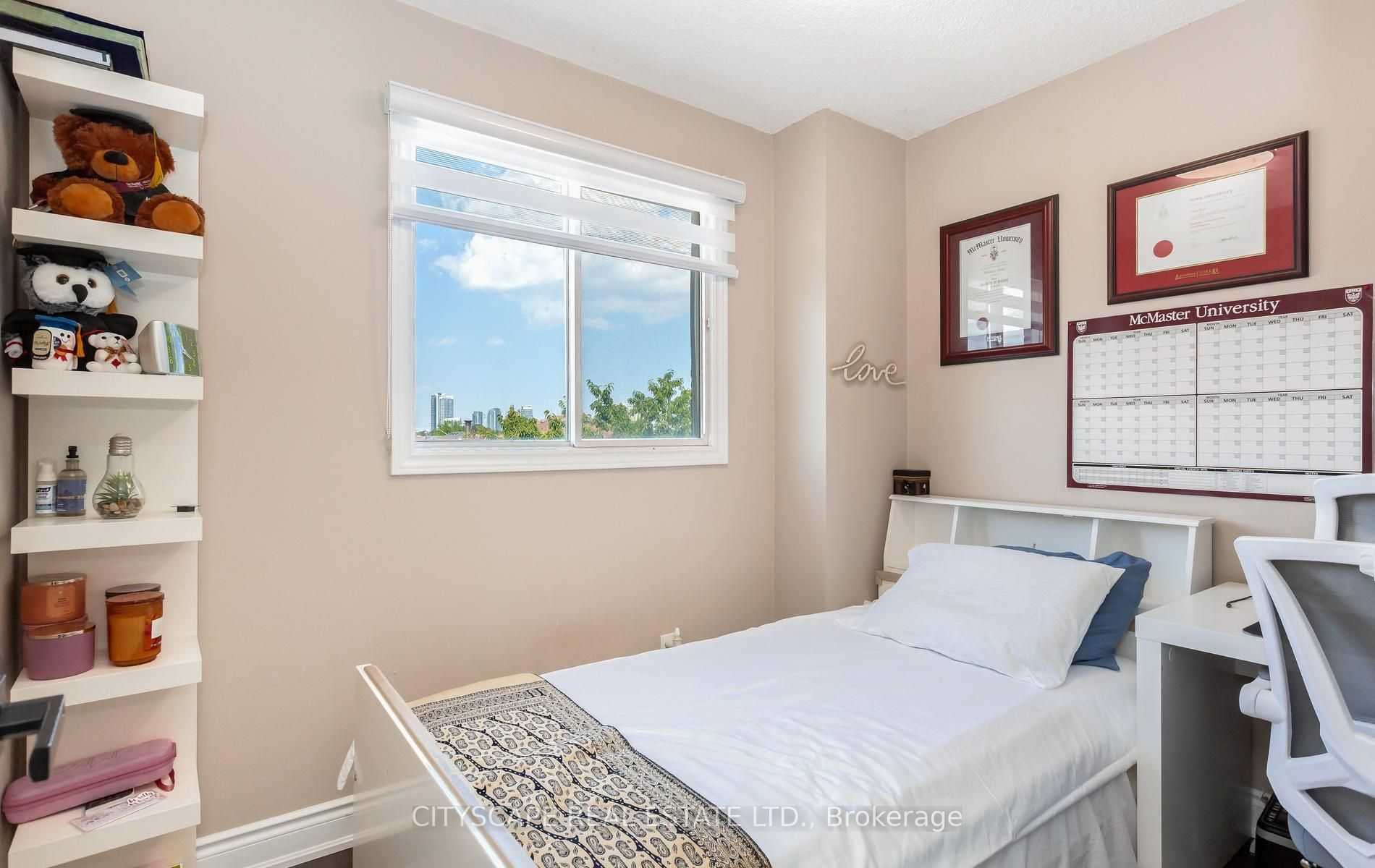 5259 Astwell Avenue Property Photo 35