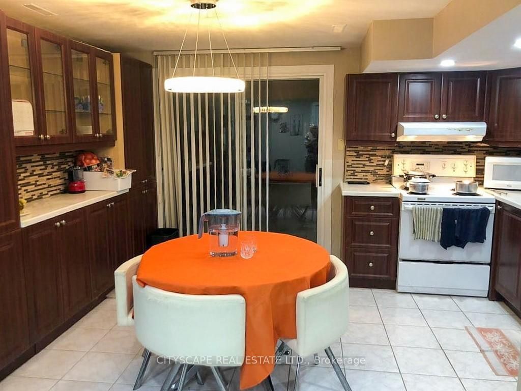 5259 Astwell Avenue Property Photo 43