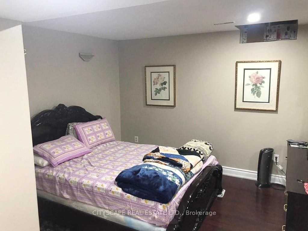 5259 Astwell Avenue Property Photo 44