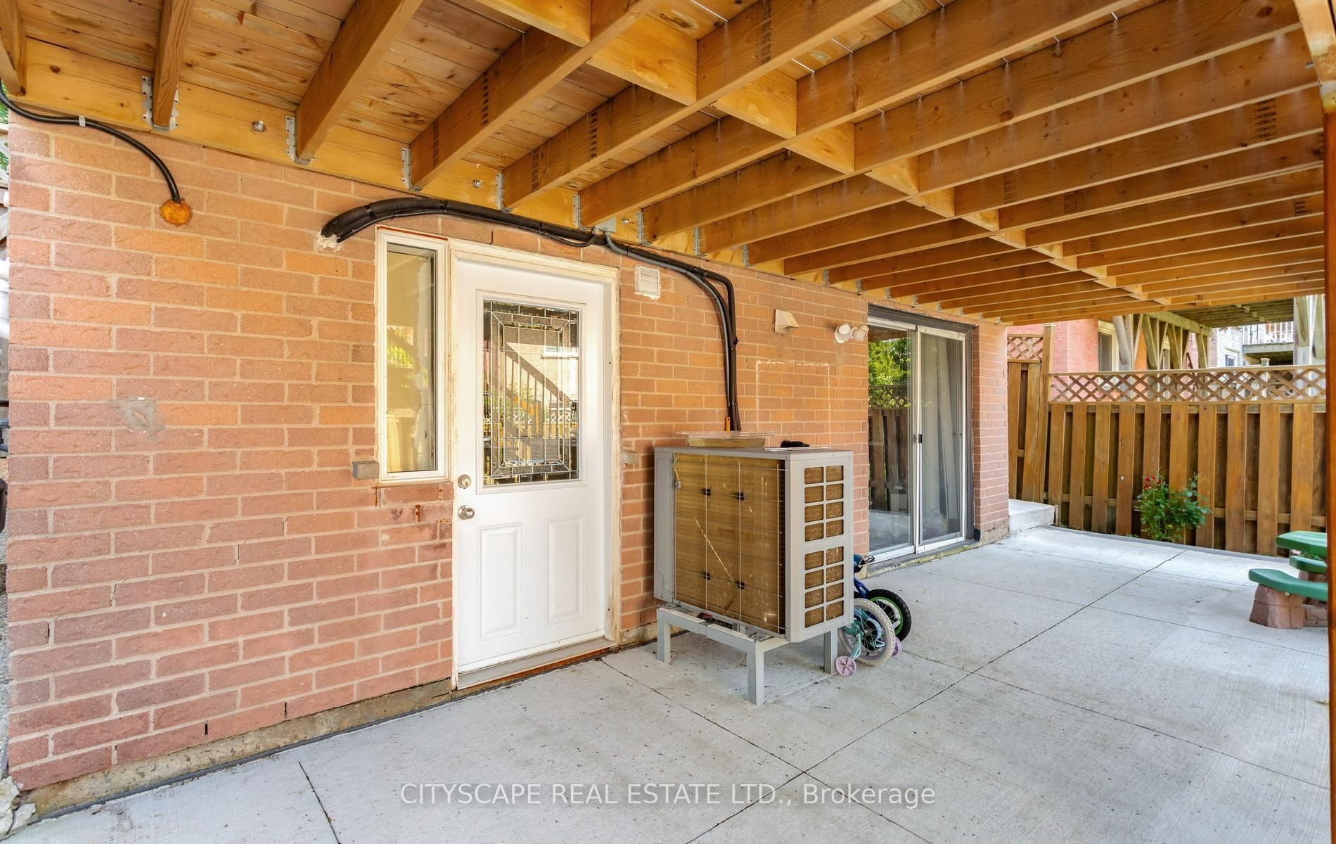 5259 Astwell Avenue Property Photo 49