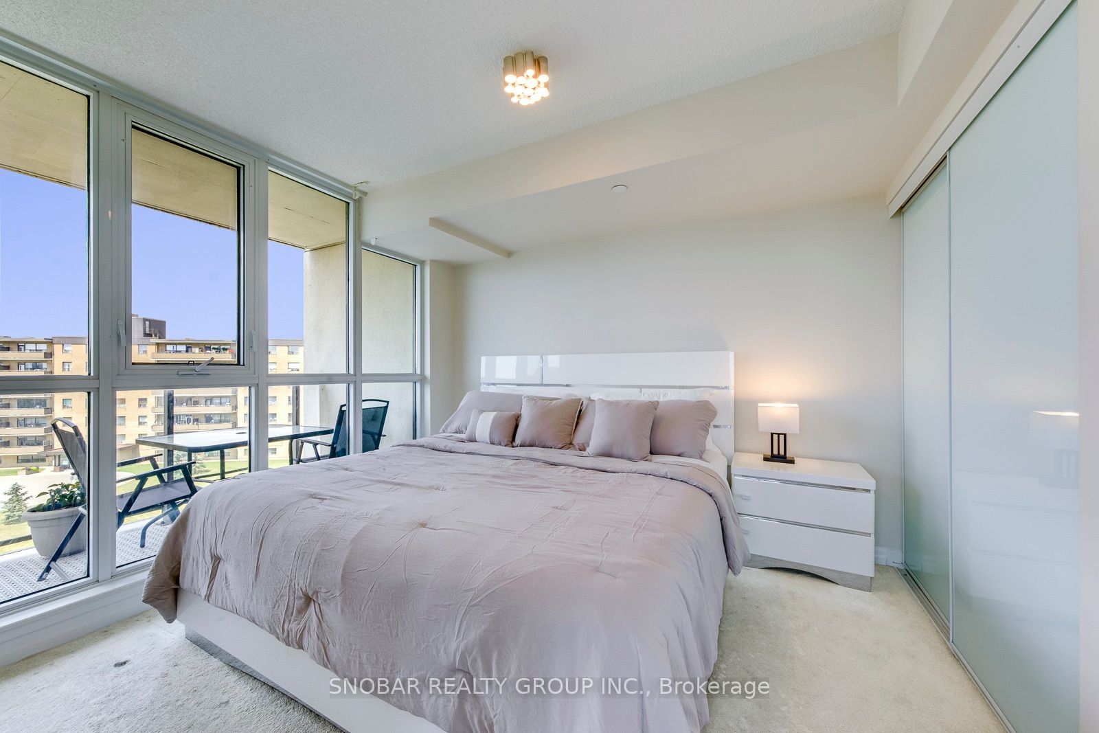 80 Esther Lorrie Drive 618 Property Photo 12