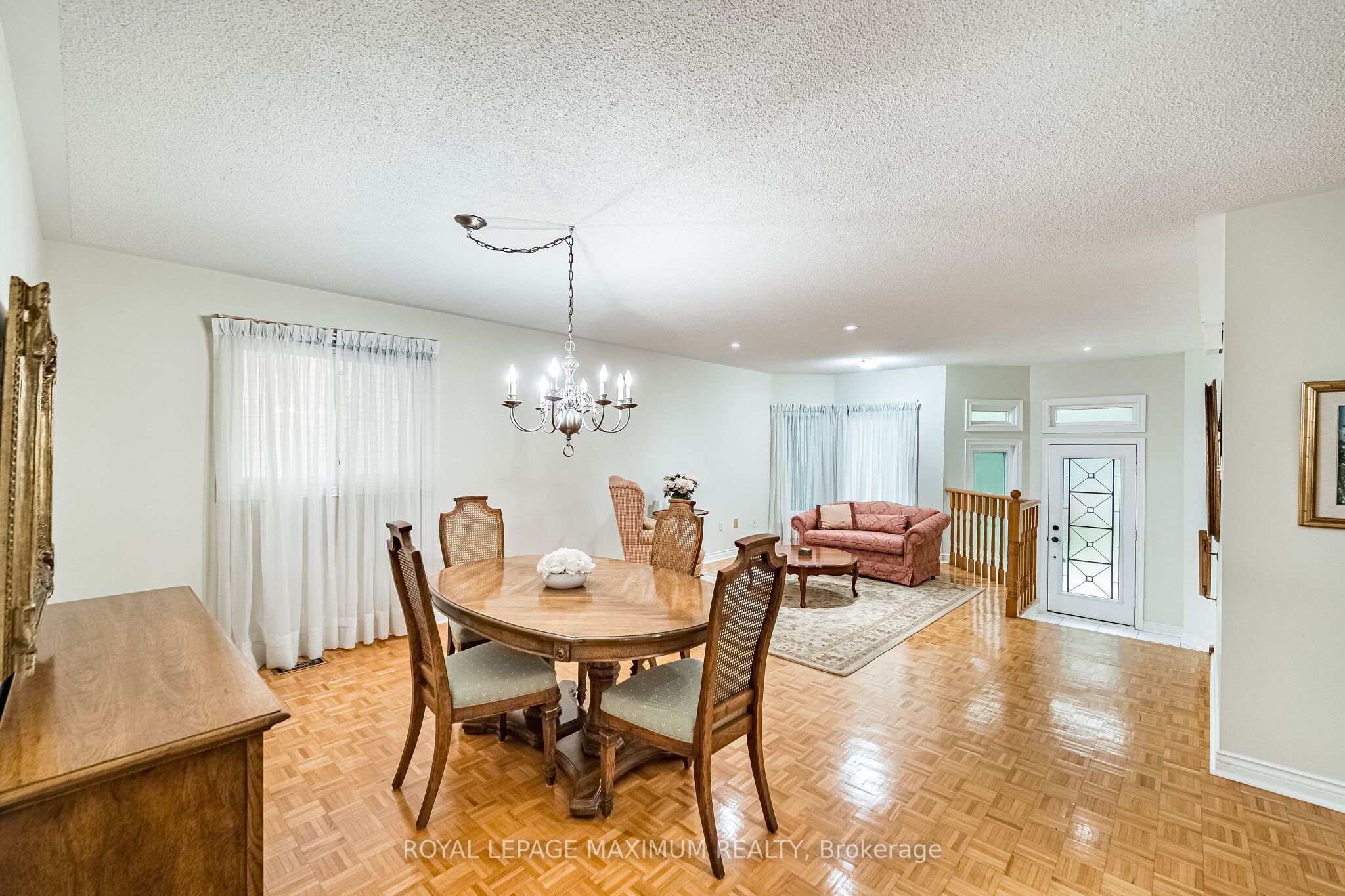 67 Esposito Drive W Property Photo 6