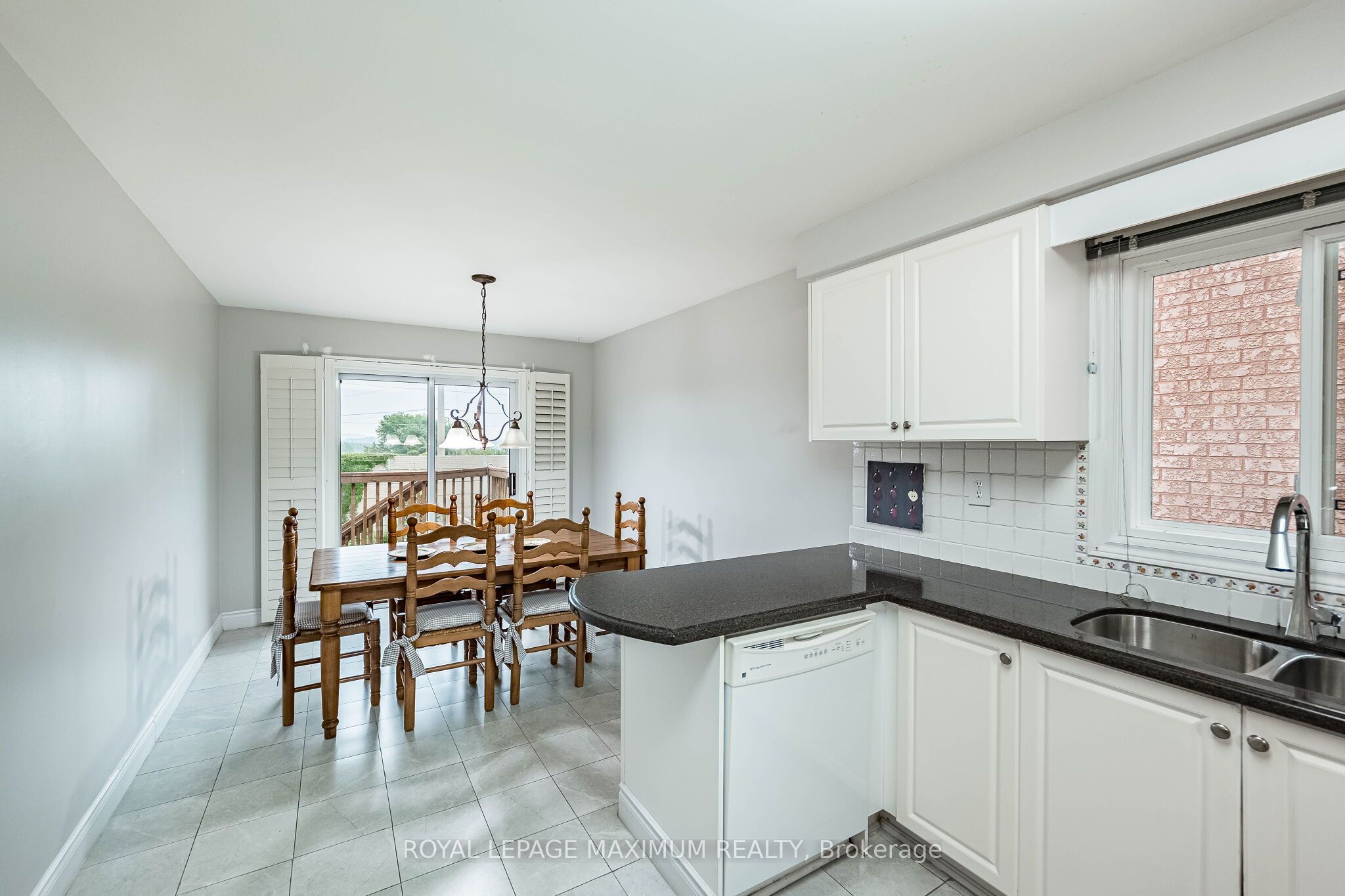 67 Esposito Drive W Property Photo 9