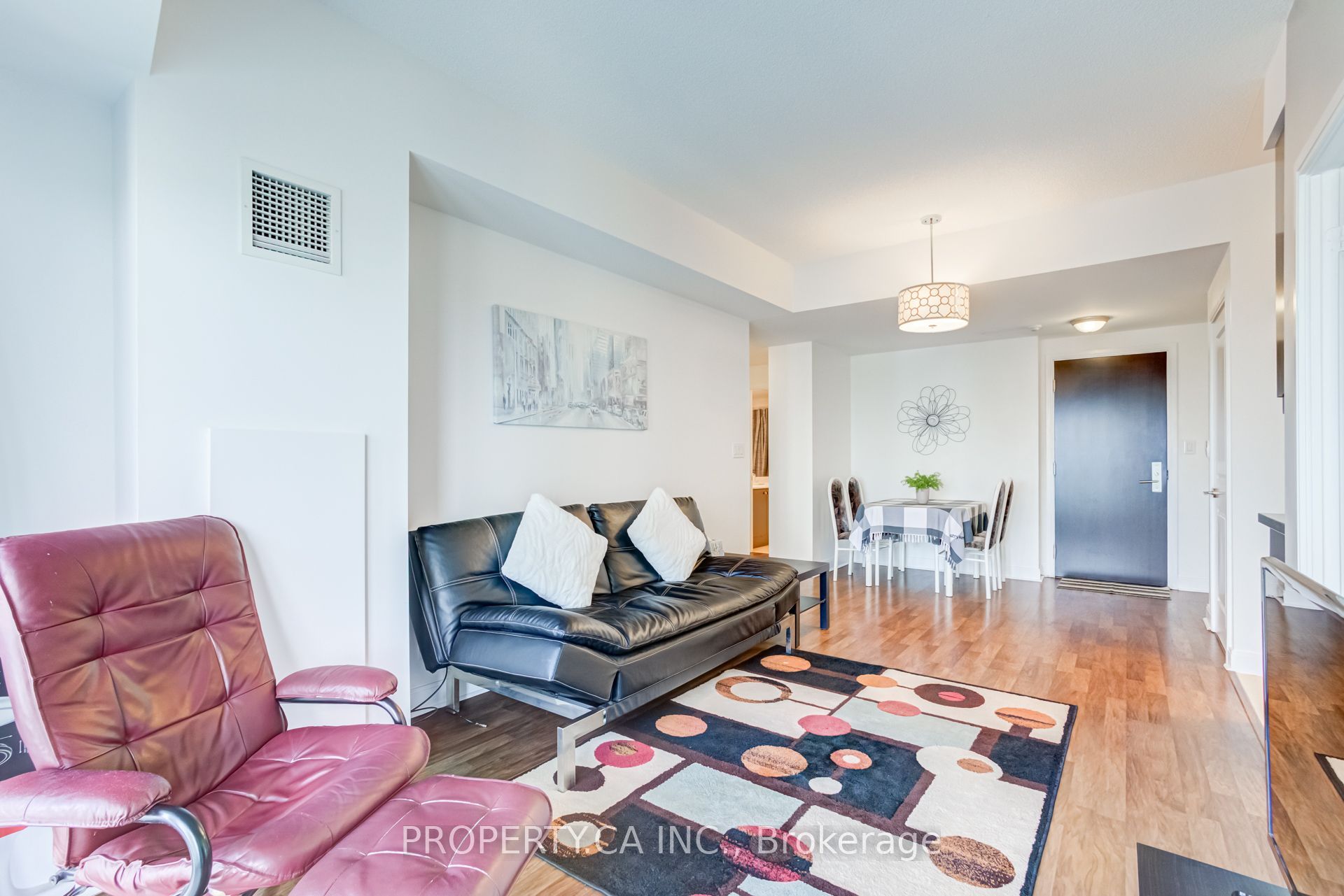 50 Absolute Avenue 2503 Property Photo 4