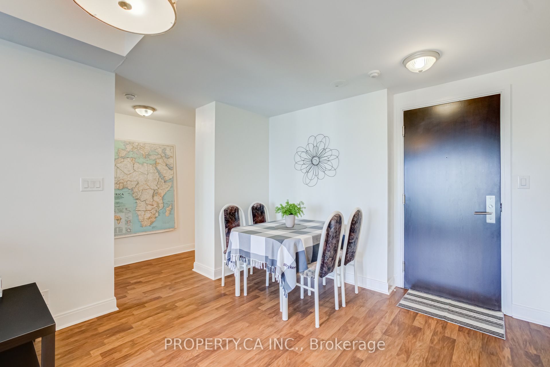 50 Absolute Avenue 2503 Property Photo 8