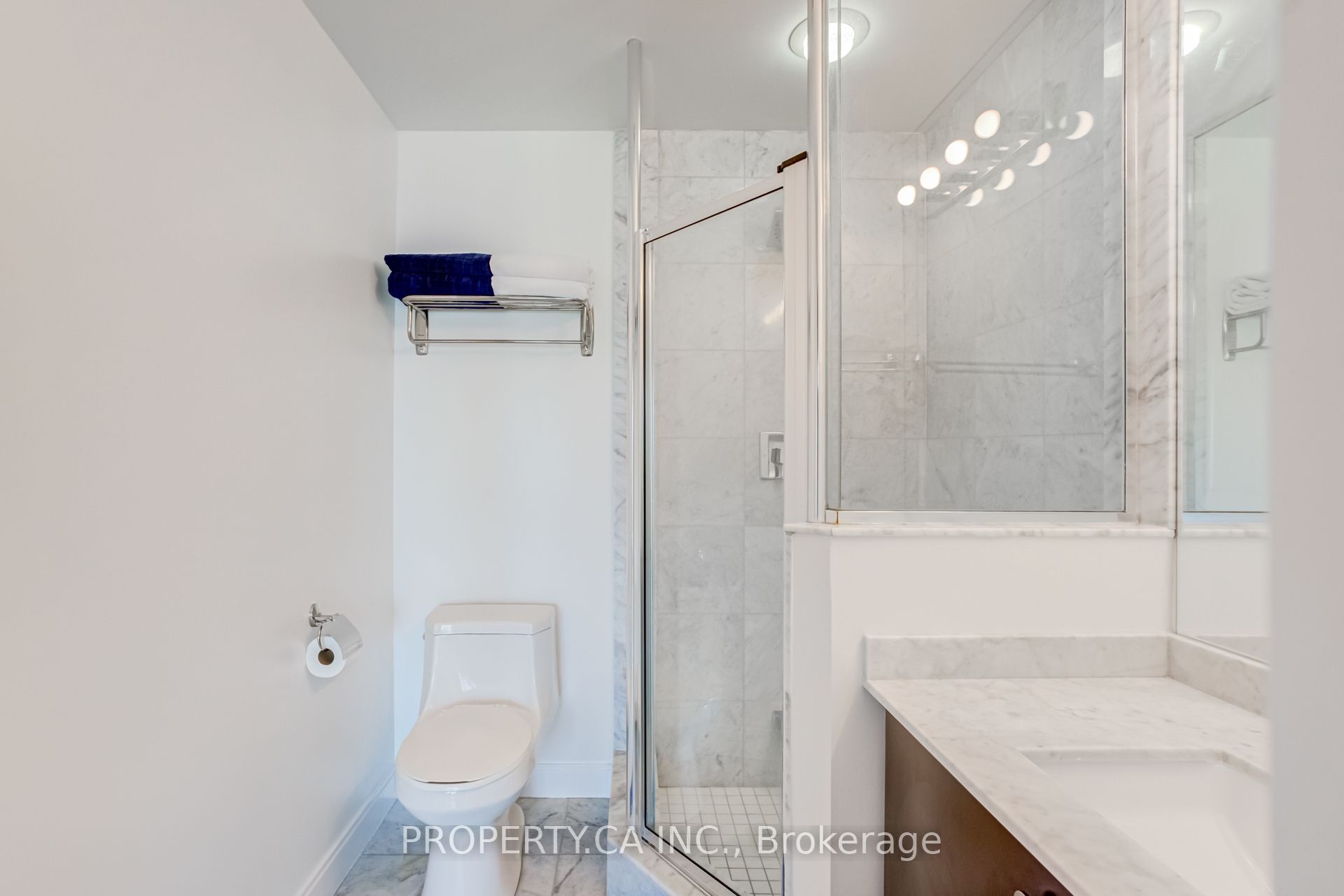 50 Absolute Avenue 2503 Property Photo 21