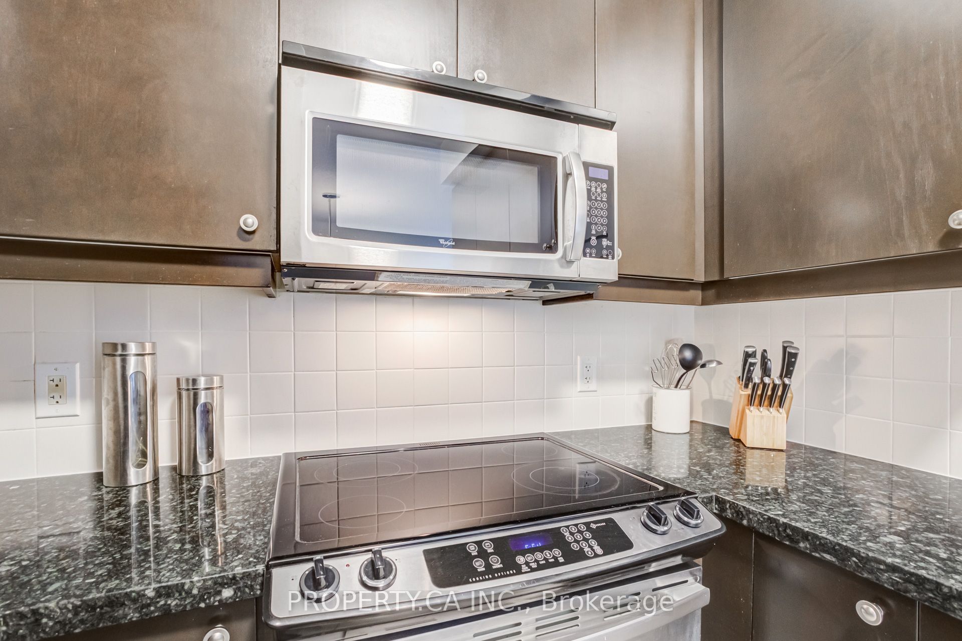 50 Absolute Avenue 2503 Property Photo 28