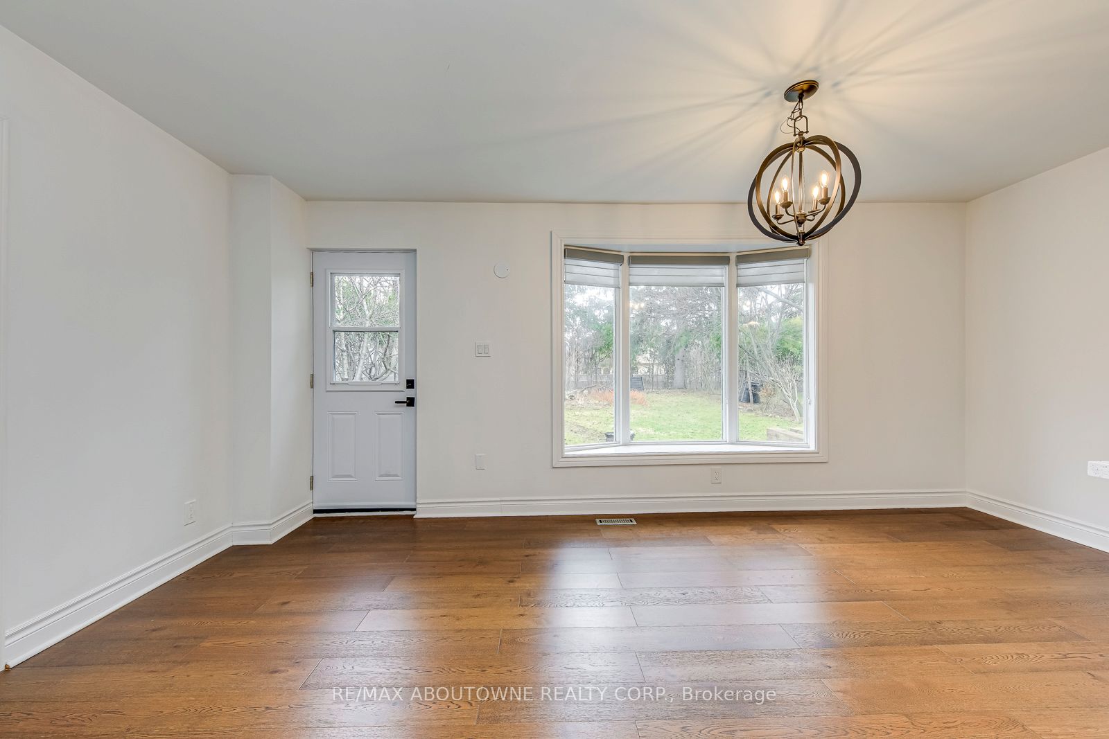 2565 Windjammer Road Property Photo 20