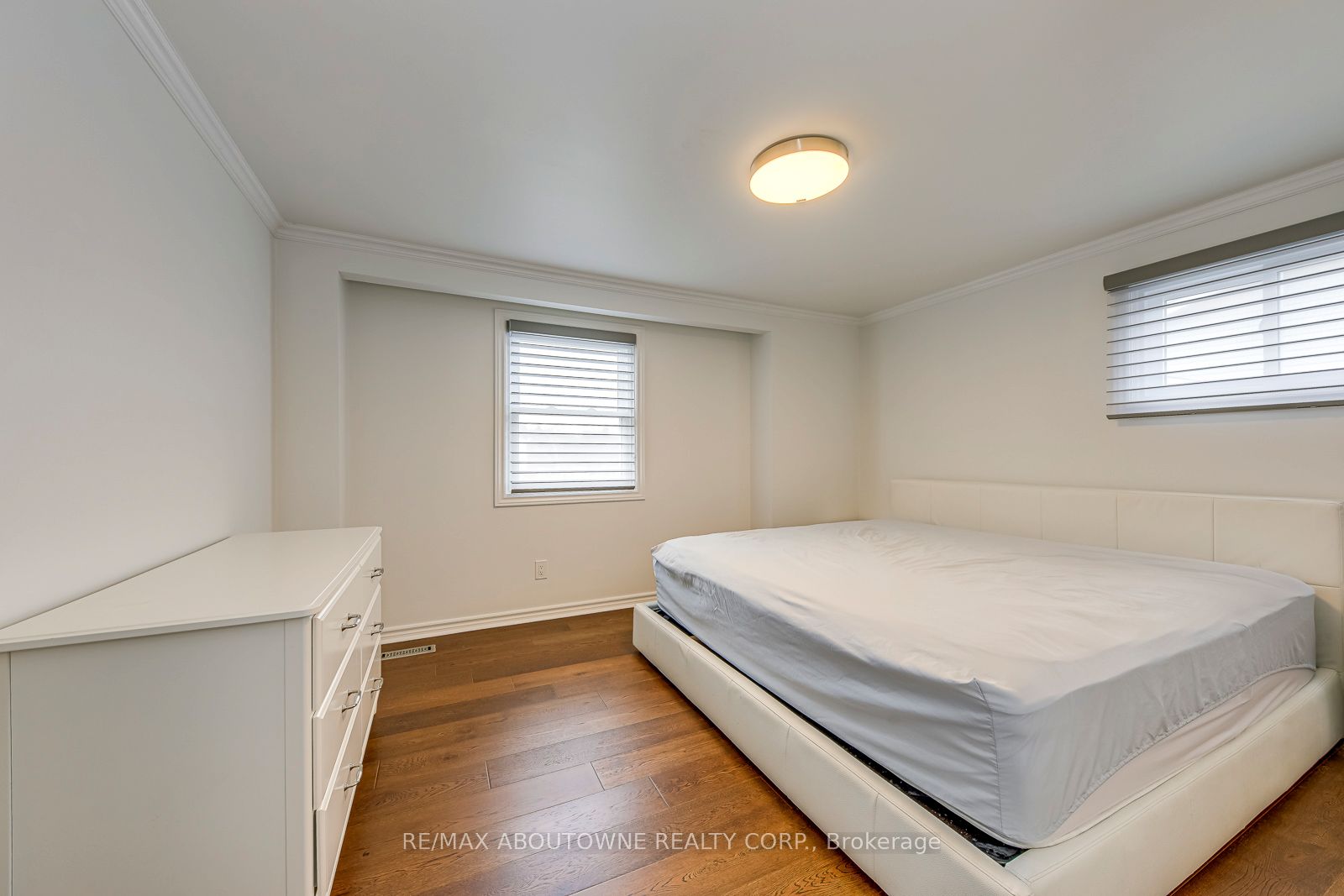 2565 Windjammer Road Property Photo 29
